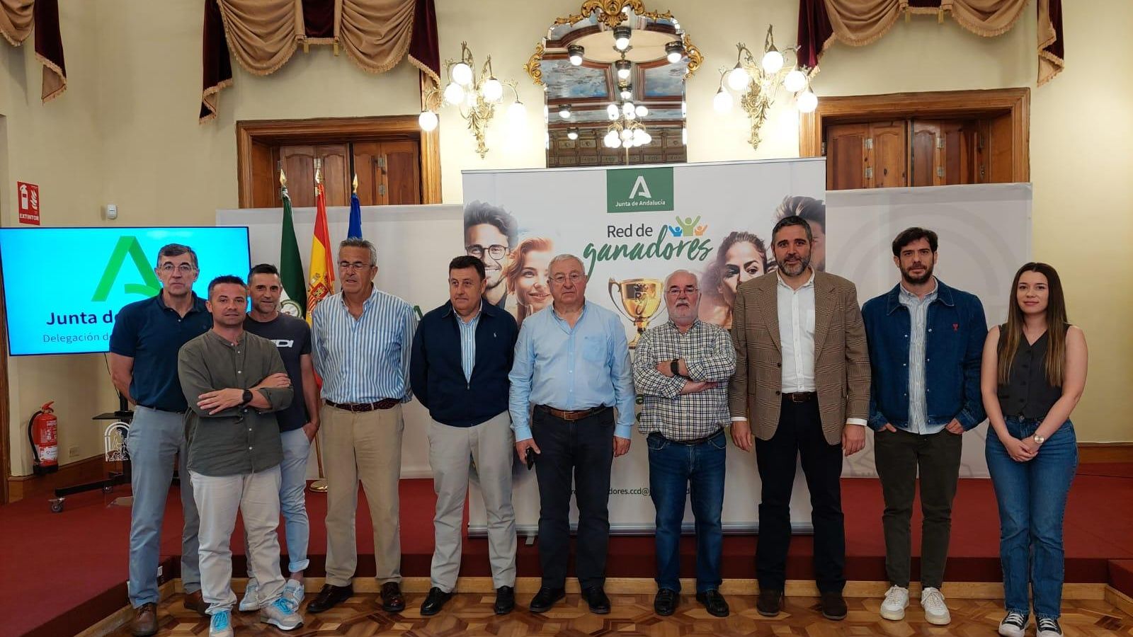 Foto de familia durante el acto llevado a cabo en la sede de la delegación del Gobierno de la Junta en Almería.