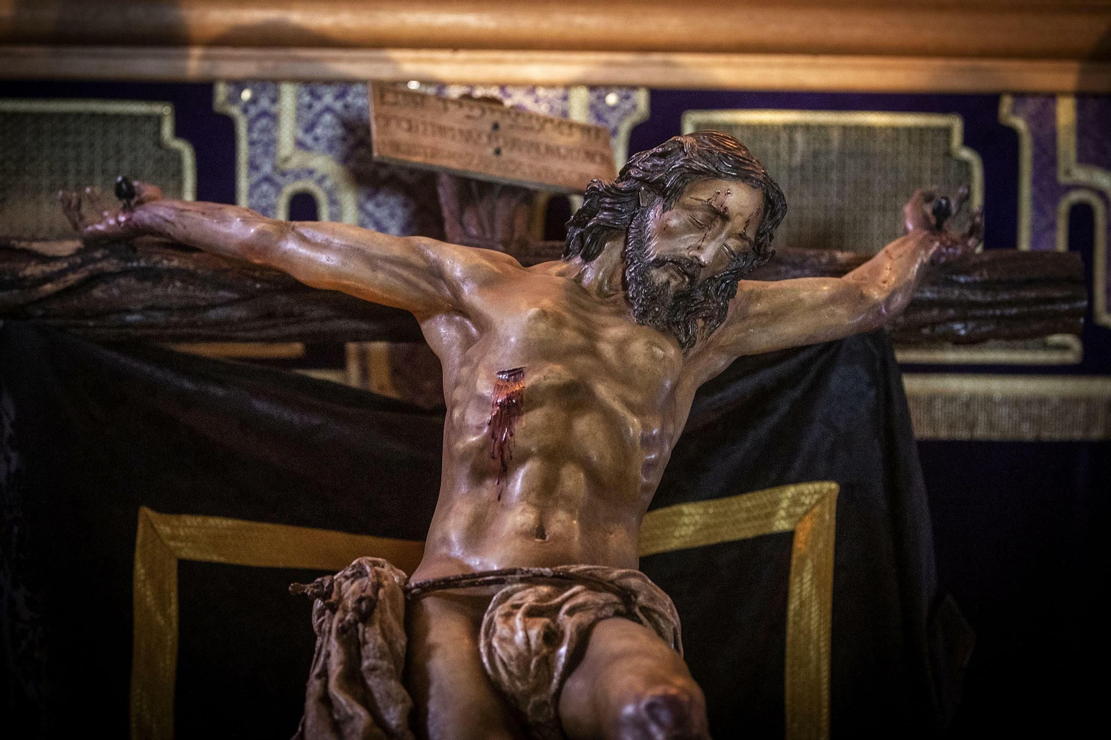 Servitas, imágenes en el interior de la Iglesia Mayor