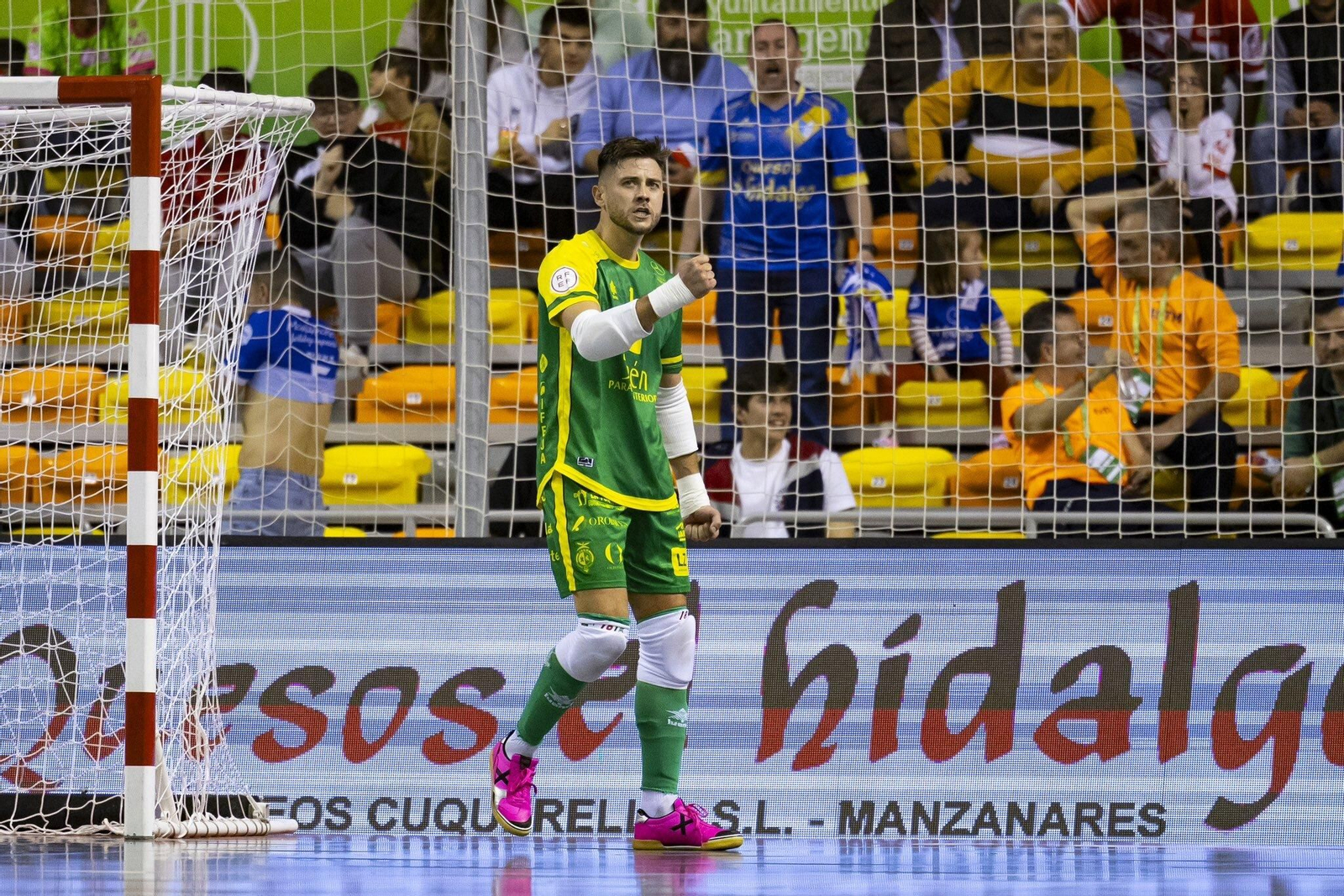 Espíndola, MVP de la eliminatoria de cuartos de final.