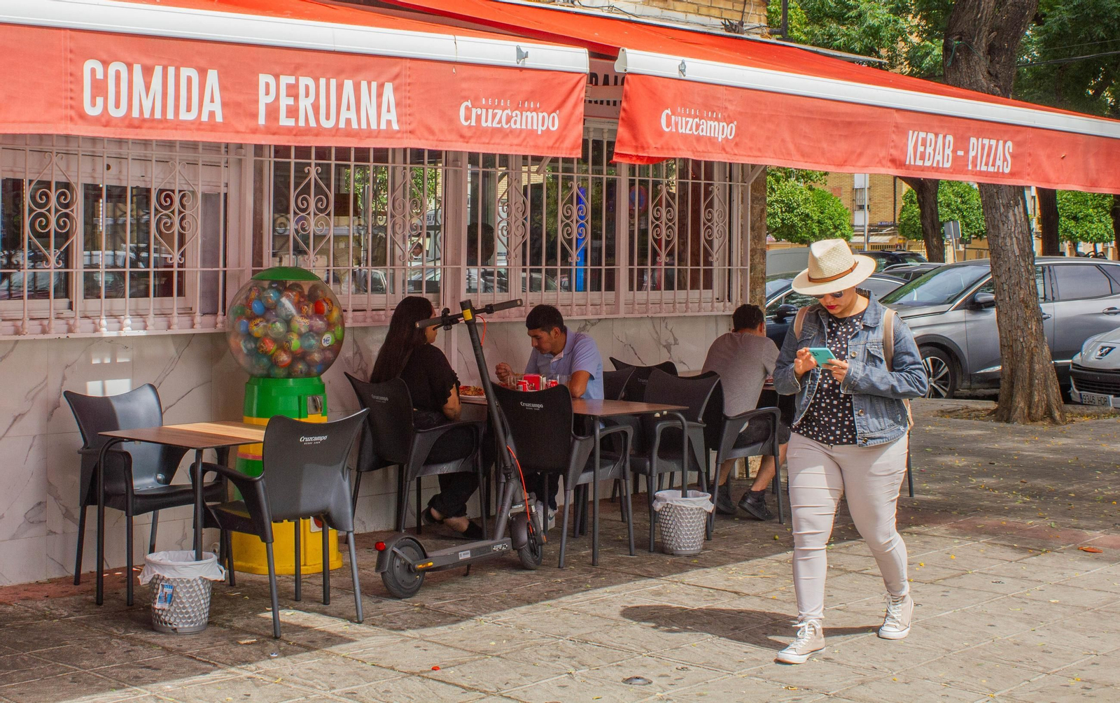 Uno de los restaurantes de origen latinoamericano en la Macarena.