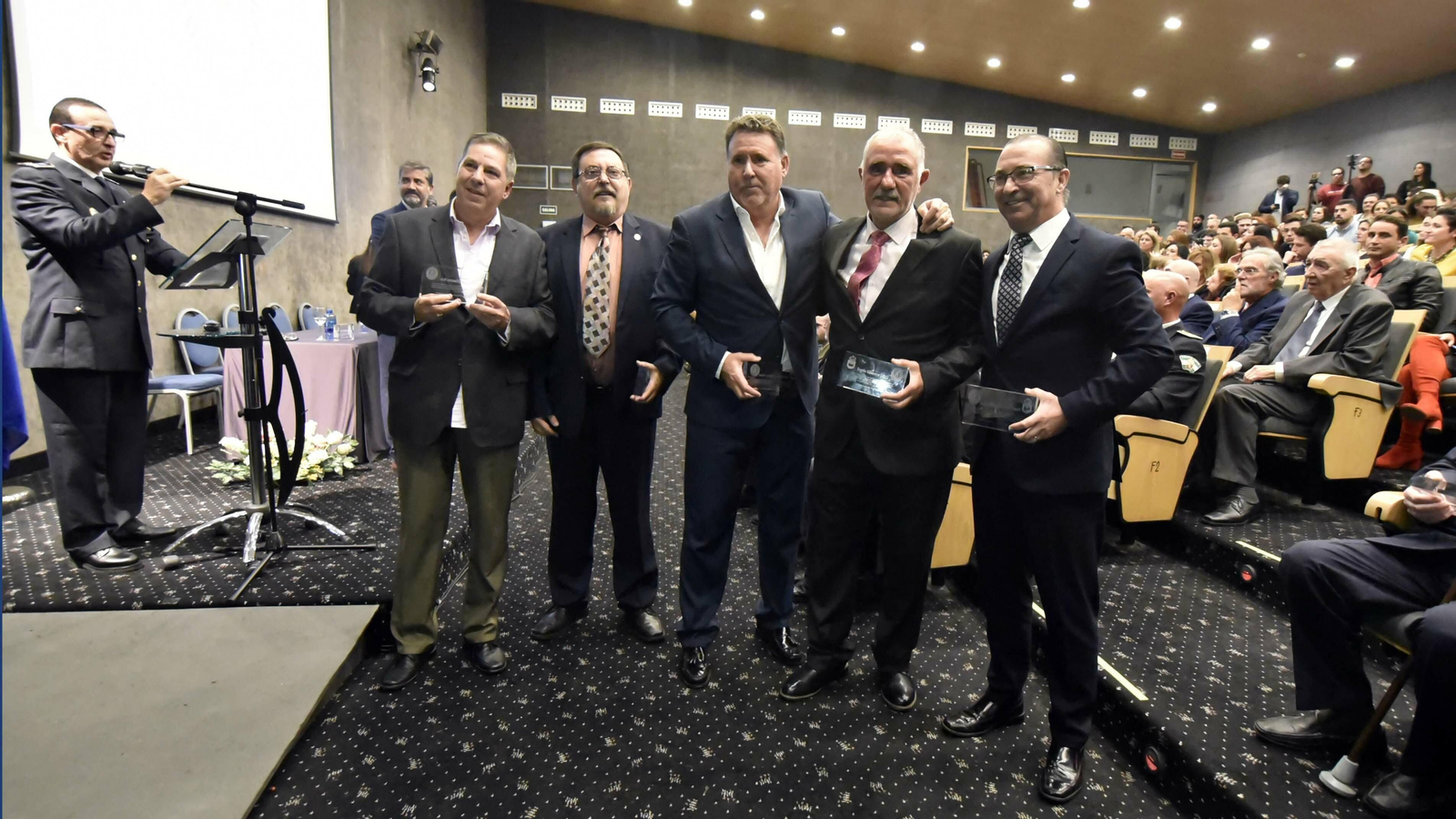 Las fotos de los reconocimientos a la Policía Local de La Línea