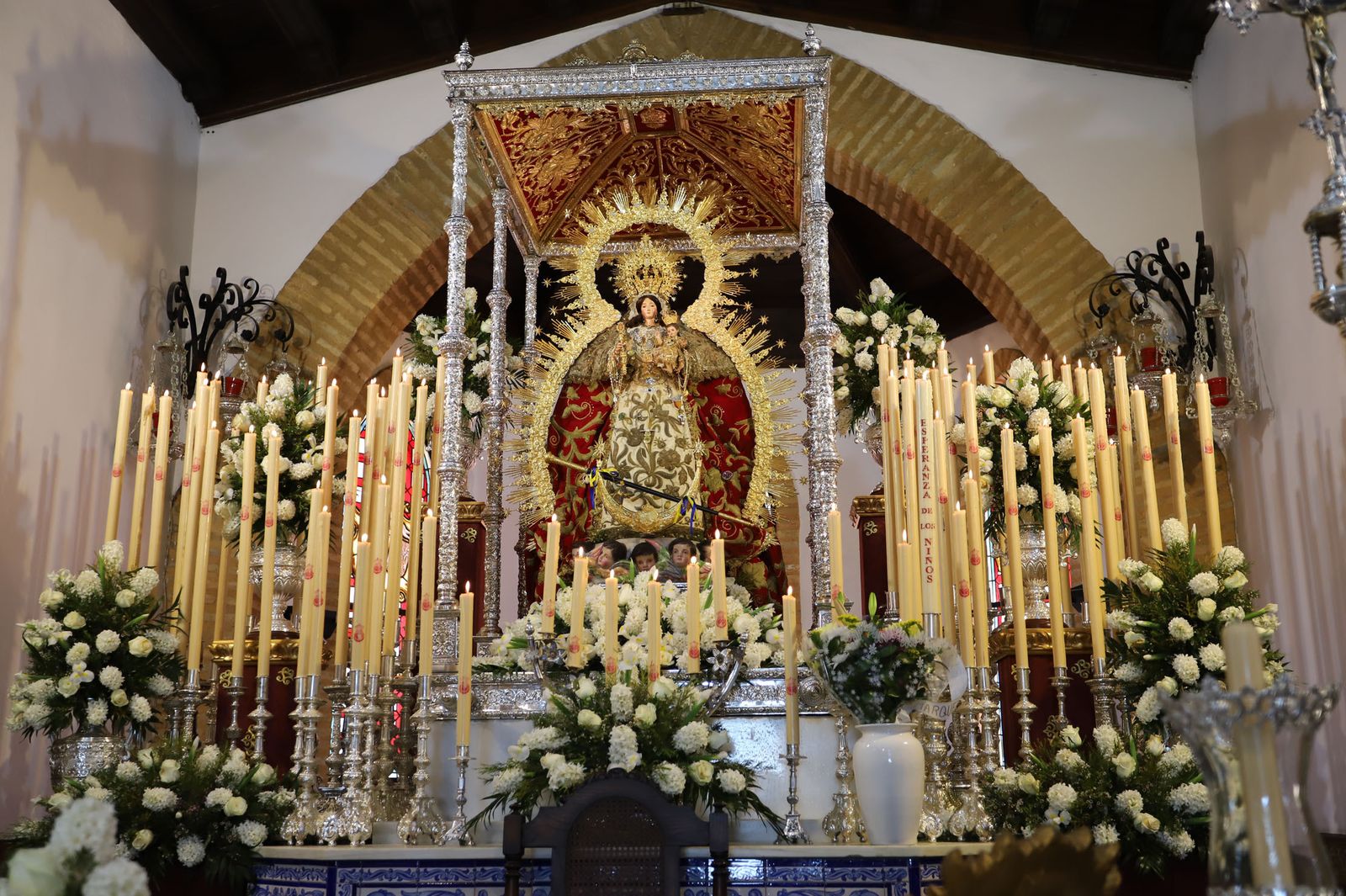 Imágenes de la presentación de las hermandades filiales ante la Virgen de Montemayor