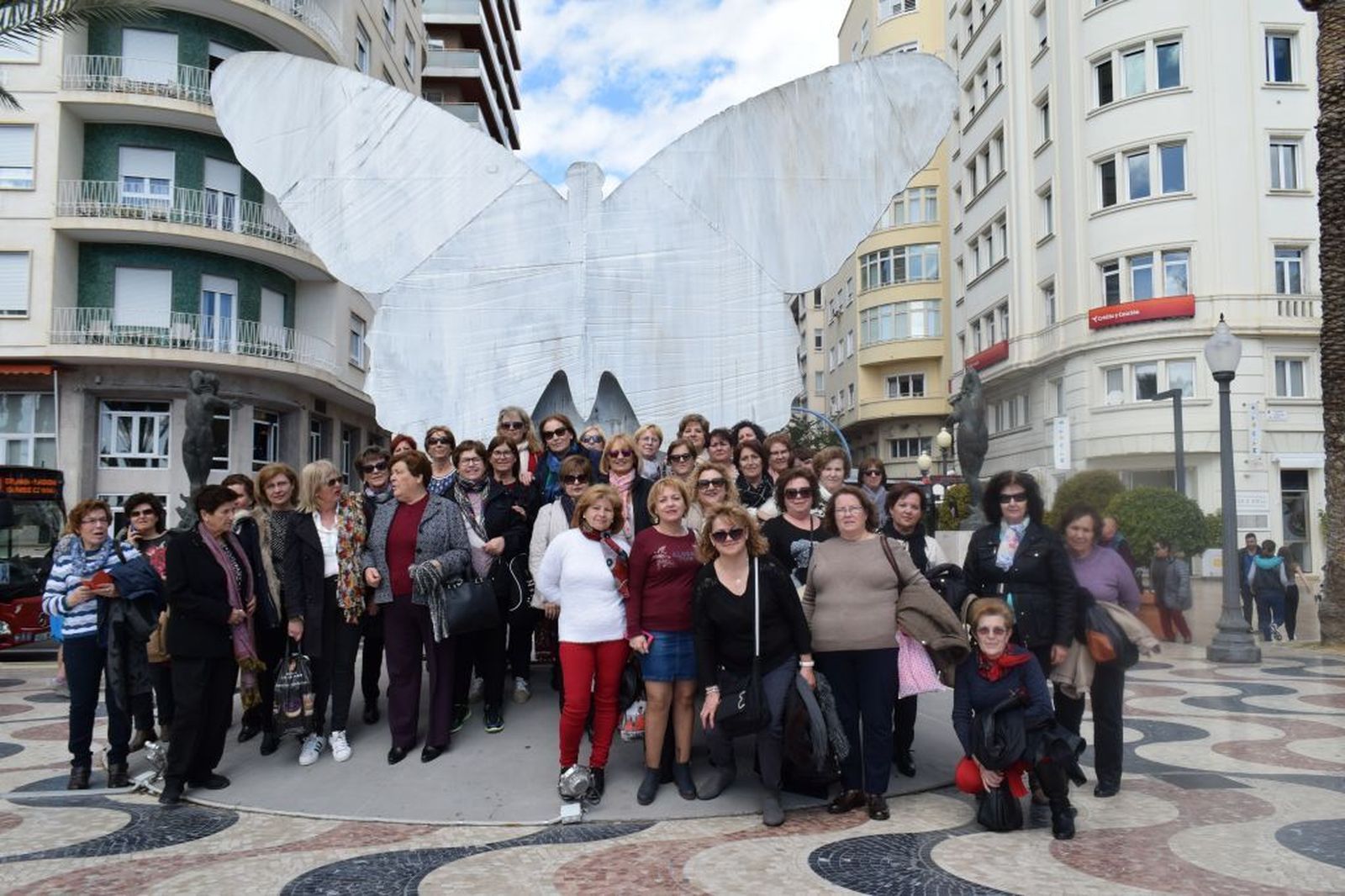 Uno de los viajes realizados por parte del CMIM de Vícar a Alicante hace unos años.