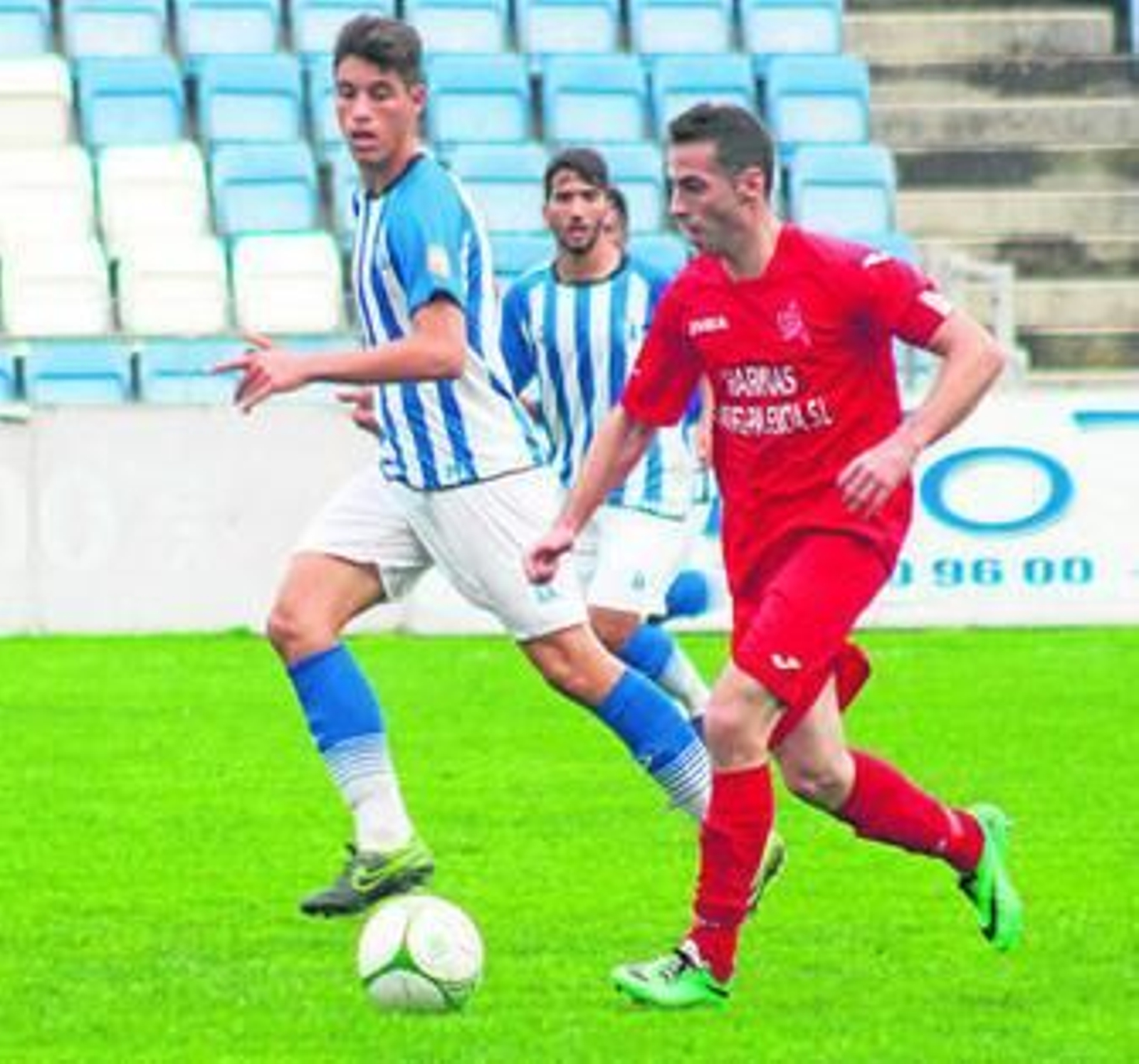 Cerpa -izquierda- fue el único recreativista que acumuló una amonestación.