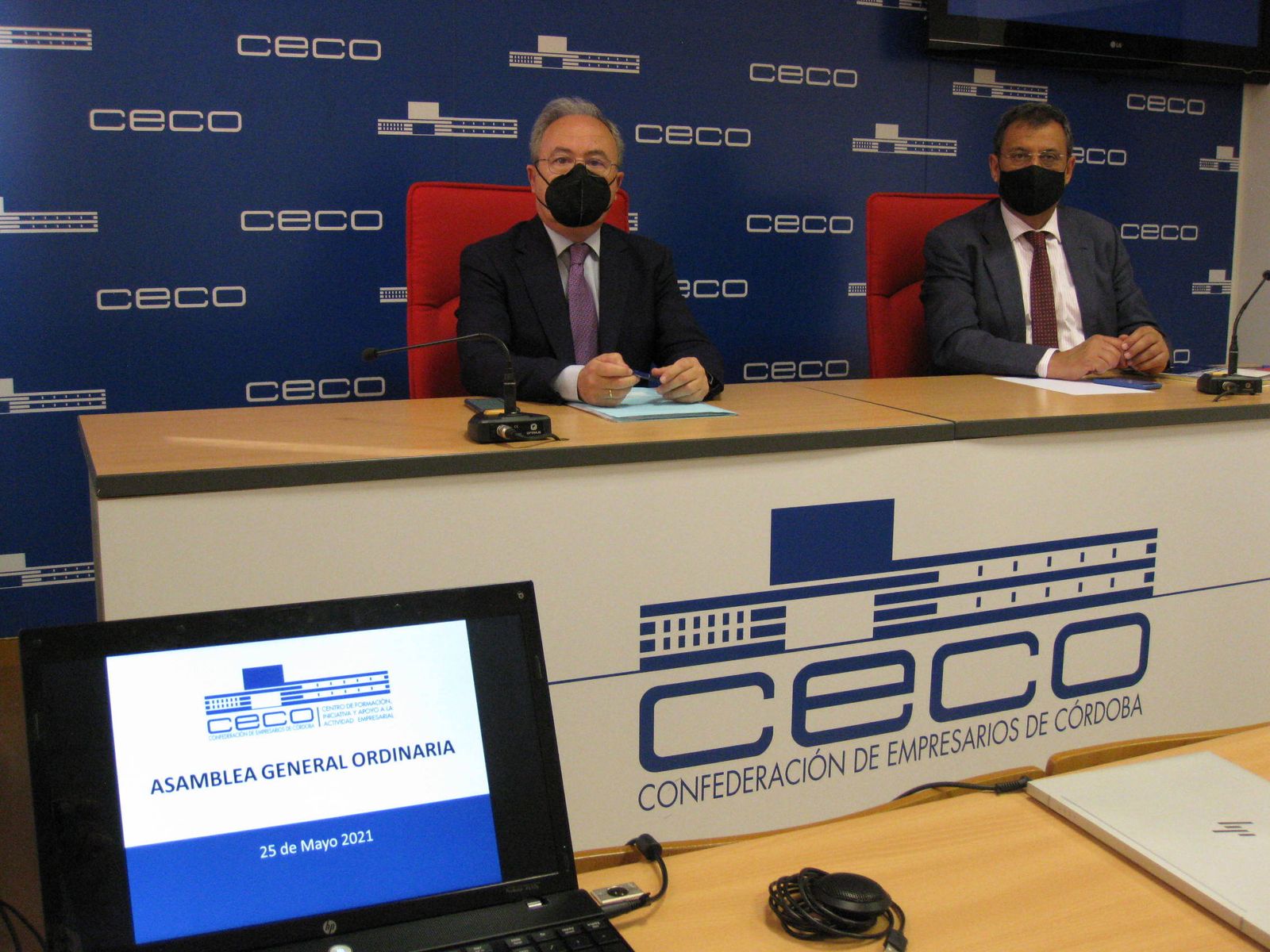 El presidente de CECO, Antonio Díaz, y el secretario general de la entidad, Joaquín Gisbert.