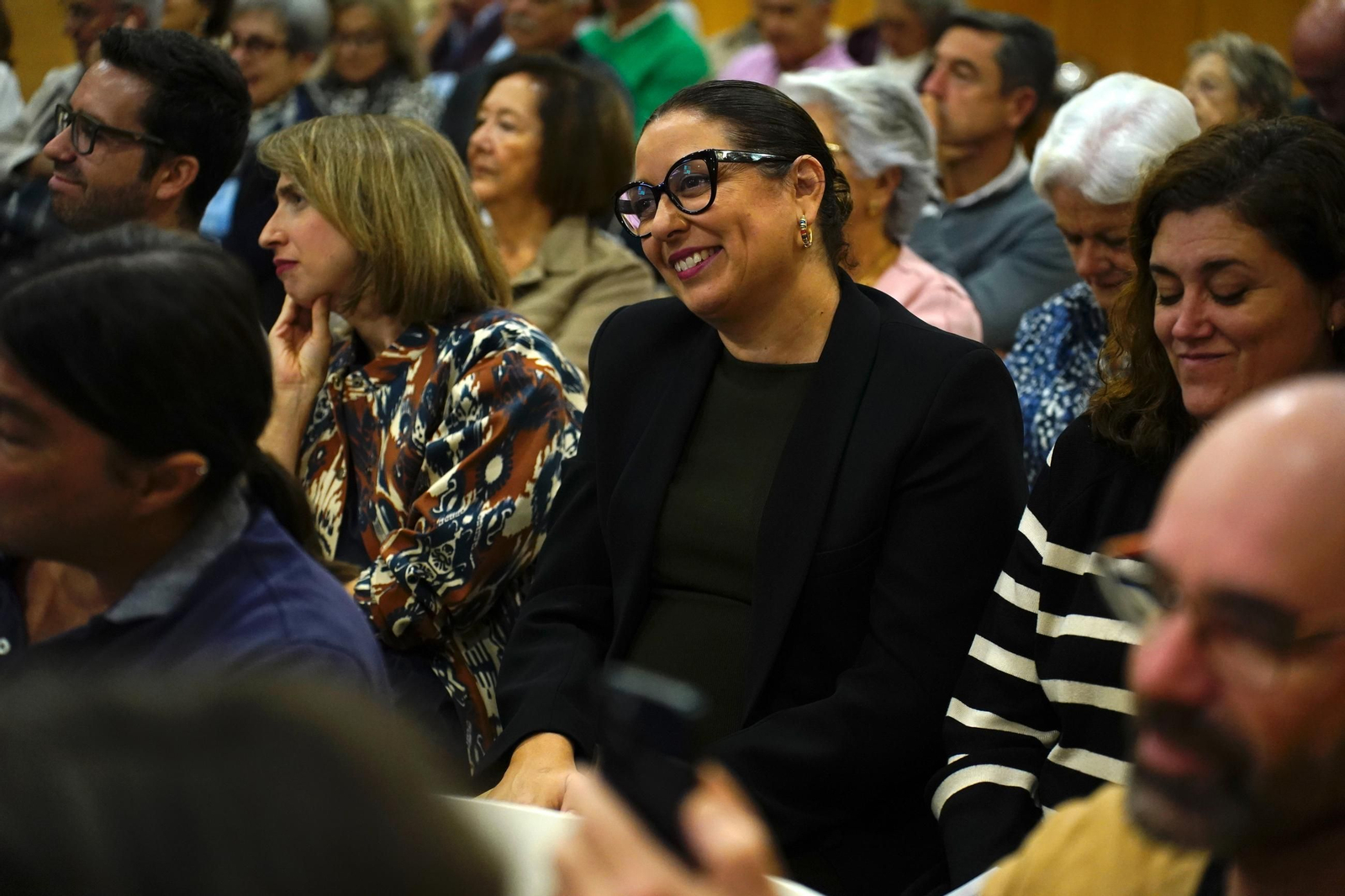 Fotos de la presentacion del libro "Colegio Los Pinos" de Francisco Lòpez Muñoz