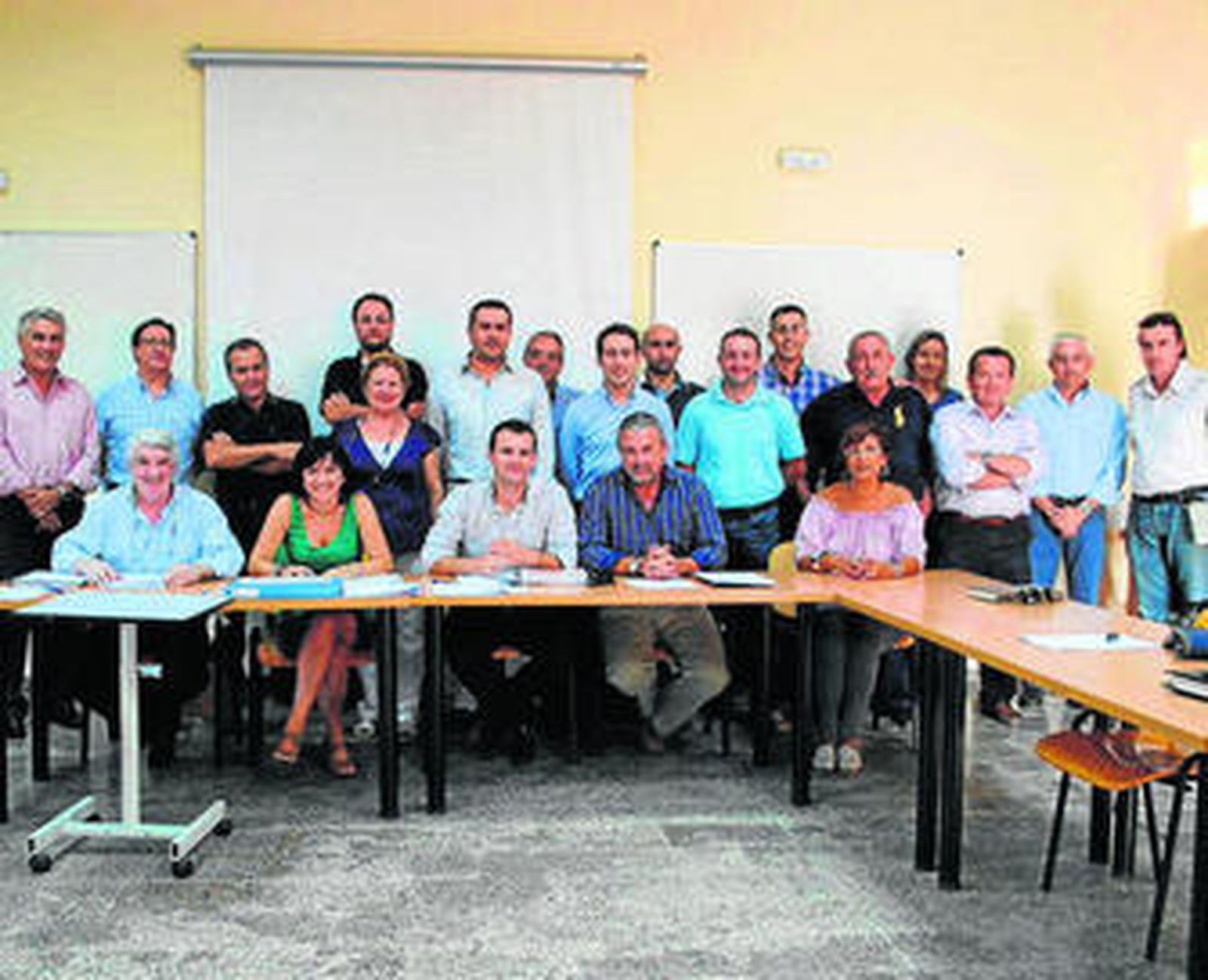 Foto de familia de los integrantes del Proder Almanzora.