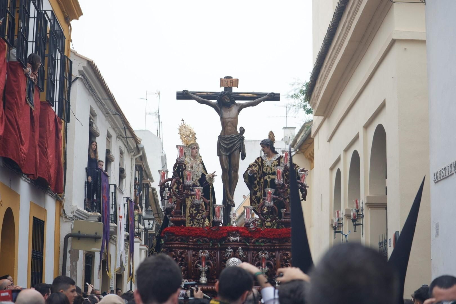 La procesión de las Penas de Santiago en este Domingo de Ramos, en imágenes