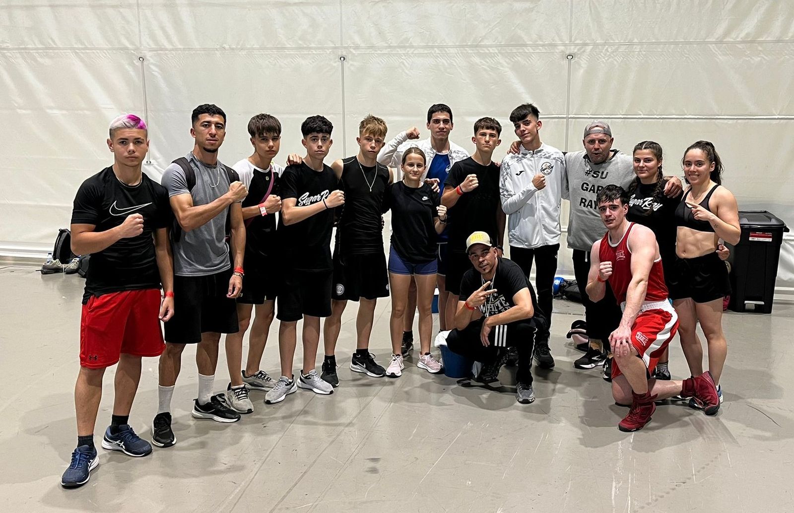 Expedición del club jiennense en la cita celebrada en tierras portuguesas.