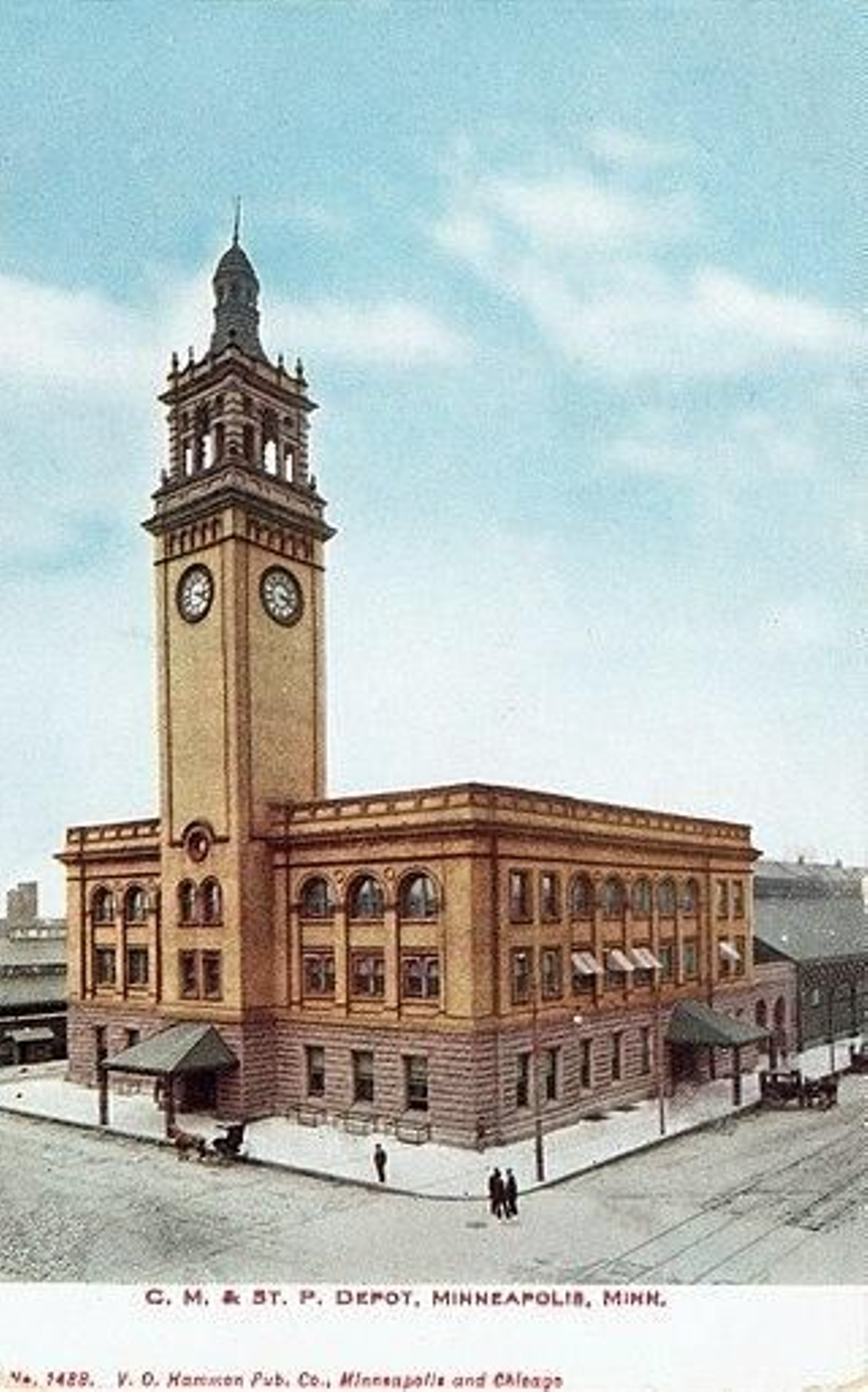 La torre del reloj del Railroad Depot en Minneapolis, destruida por el viento