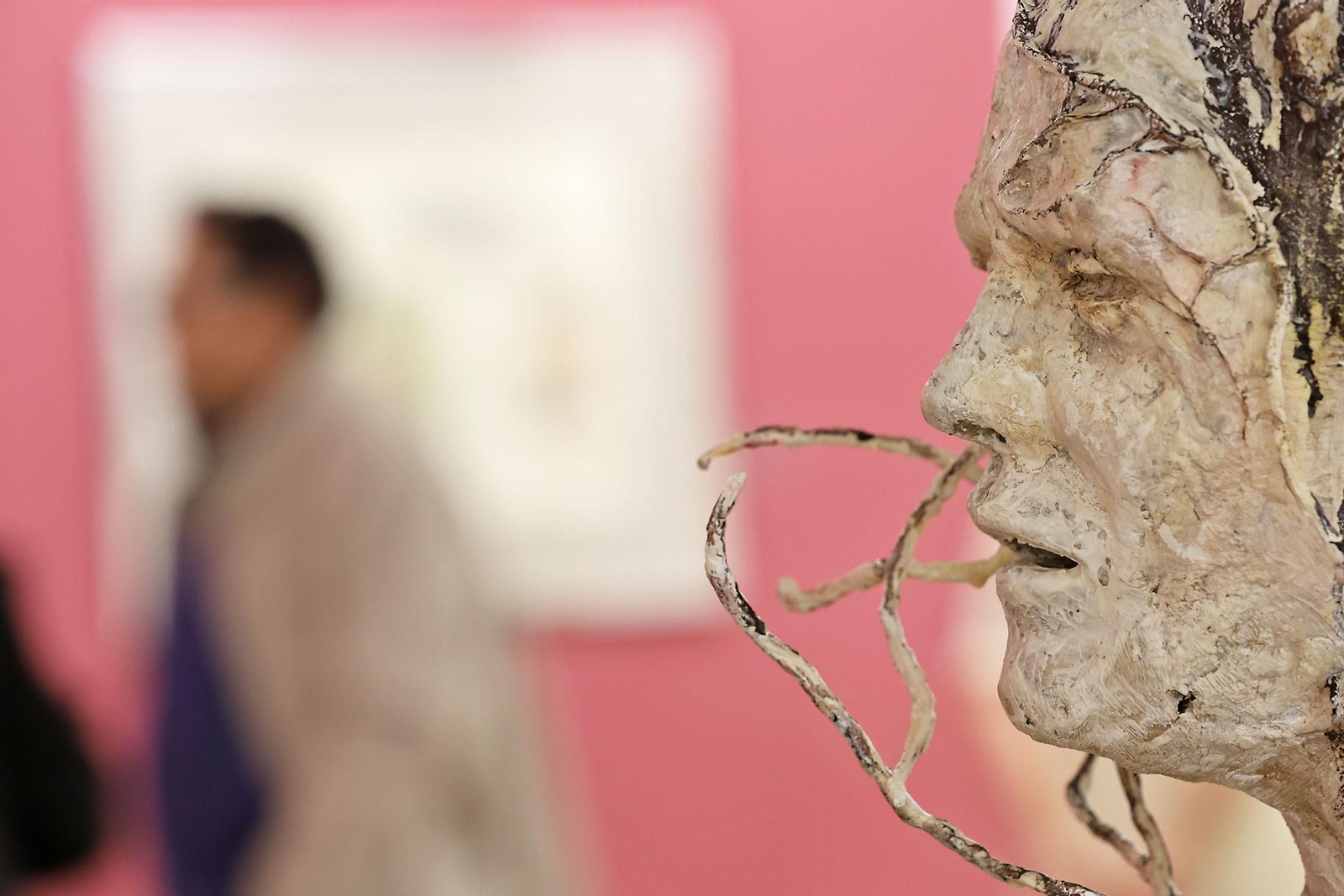 Imágenes de la inauguración de la muestra 'Camino de Perfección' del pintor Antonio Belmonte