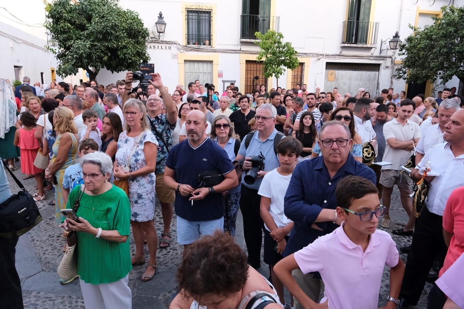 La procesión de la Virgen de Acá en Córdoba, en imágenes