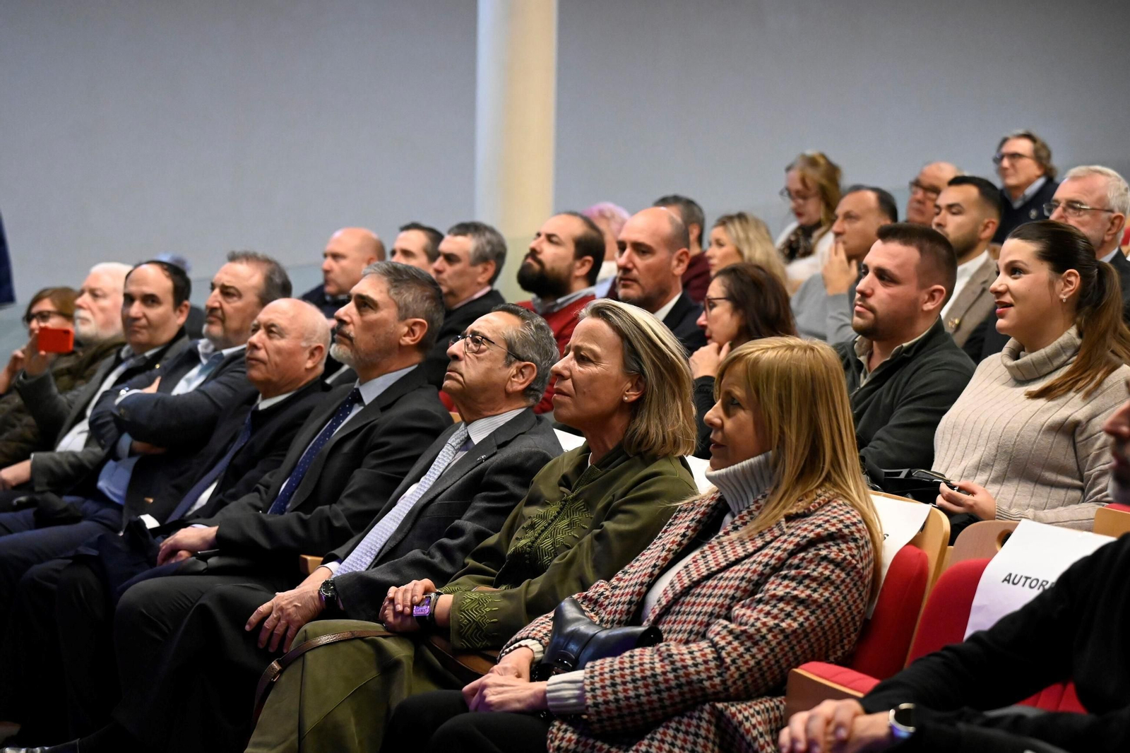 La Cofradía Gastronómica del Rabo de Toro reconoce a la familia Piedra