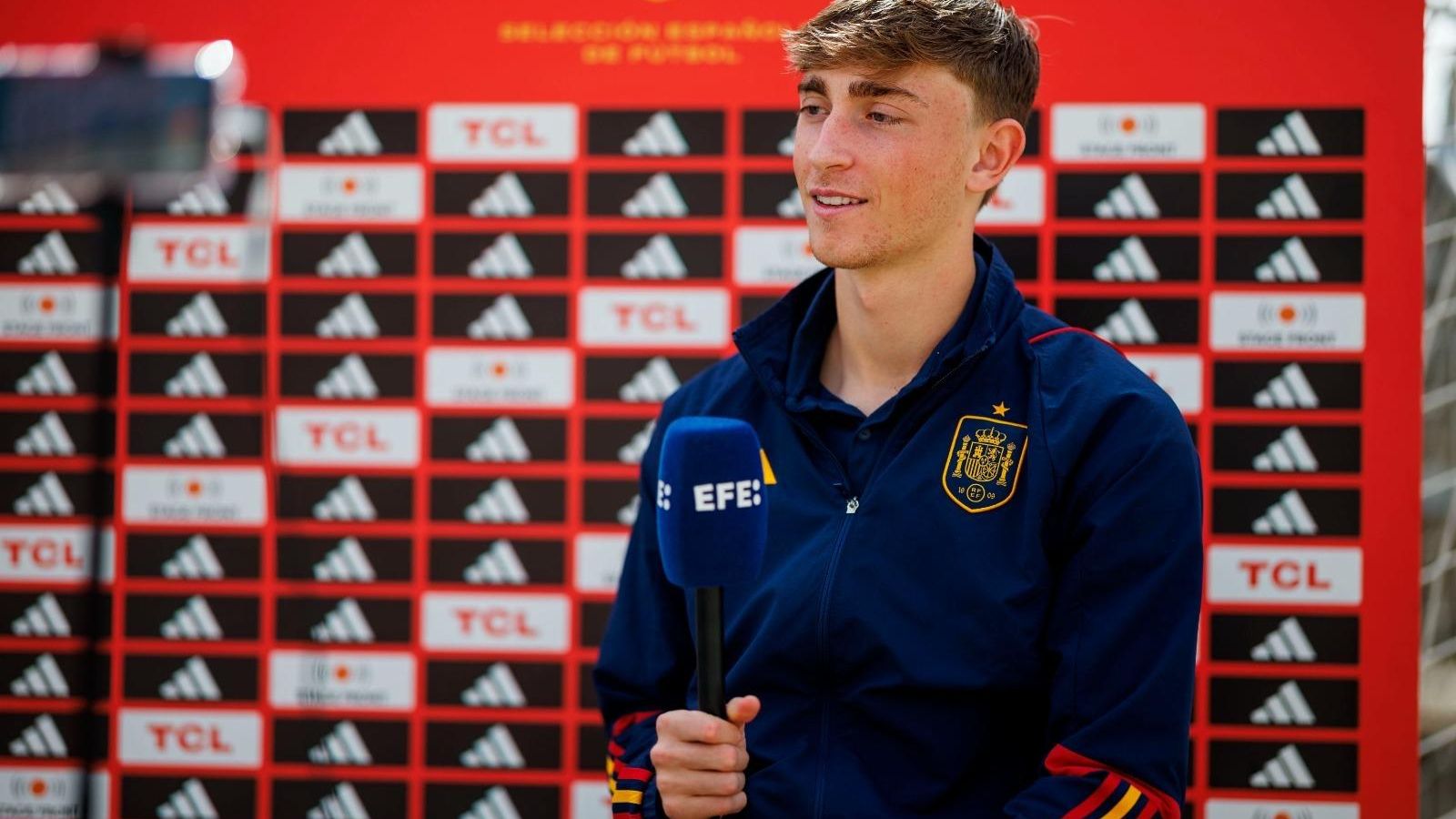 Dean Huijsen, en su entrevista con EFE