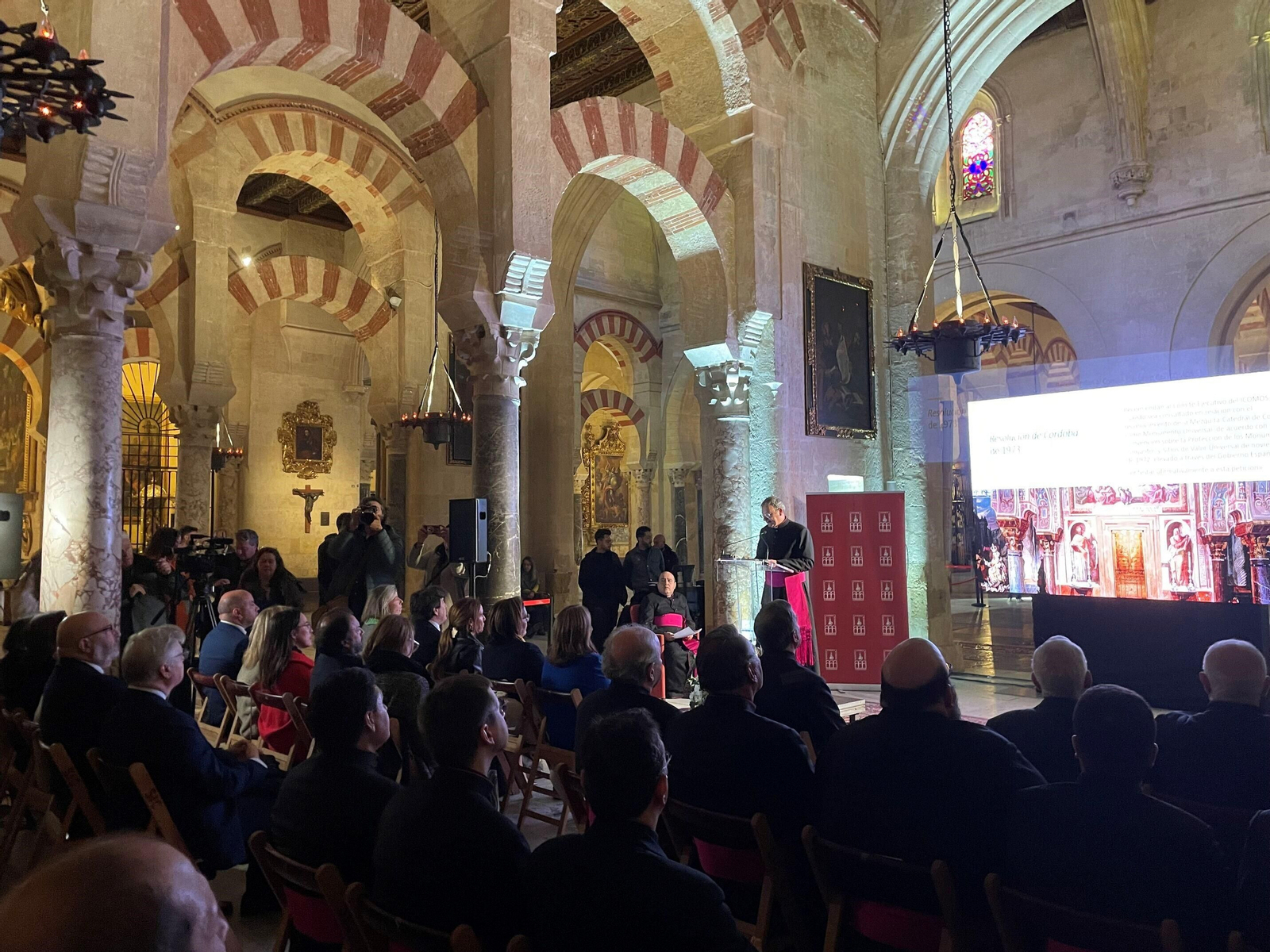 Las fotografías del inicio de las obras de restauración de la Maqsura de la Mezquita-Catedral de Córdoba