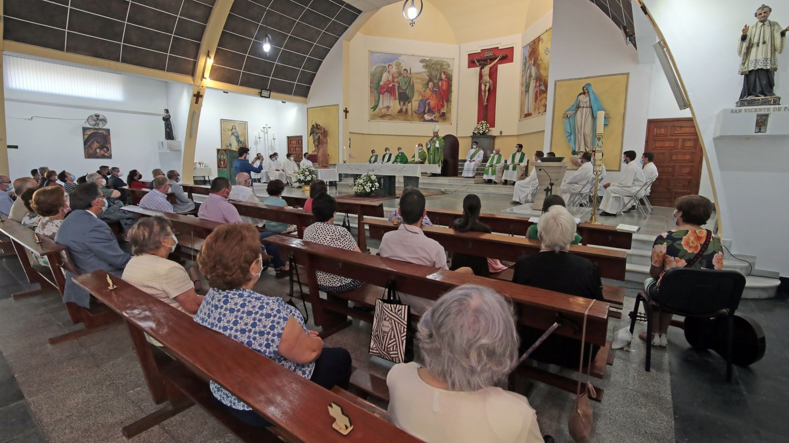 El obispo de Jerez visita San Rafael