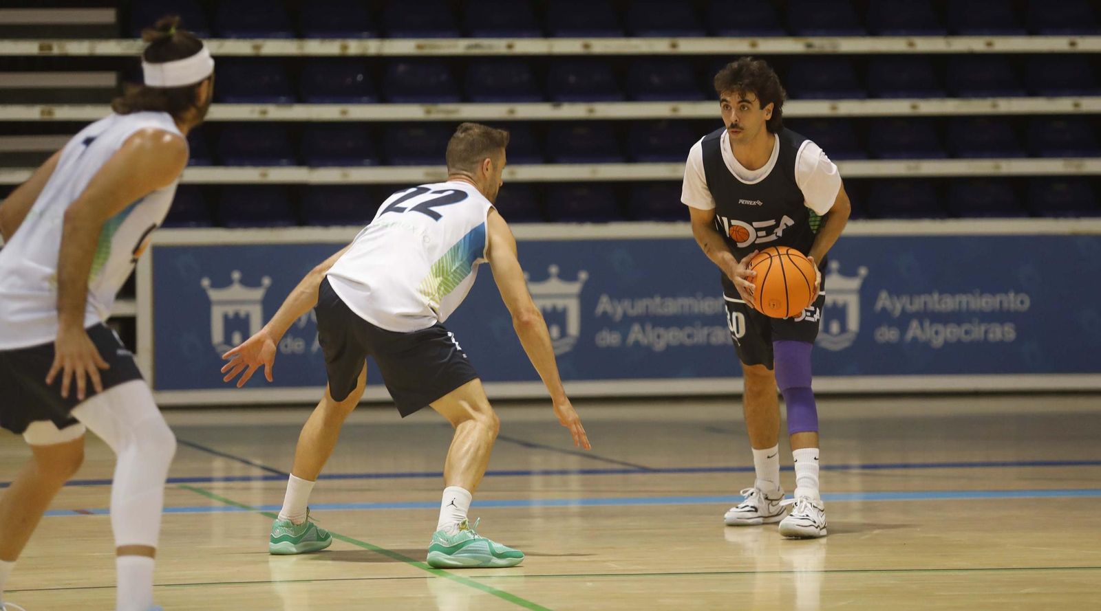 Las fotos del entrenamiento de Udea previo a su debut en Segunda FEB