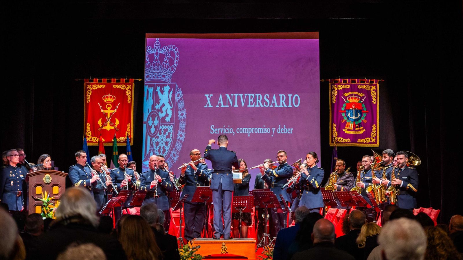 Homenaje al Rey en forma de concierto: la banda de Tercio Sur conmemora el X aniversario del reinado de Felipe VI Homenaje al Rey en forma de concierto: la banda de Tercio Sur conmemora el X aniversario del reinado de Felipe VI