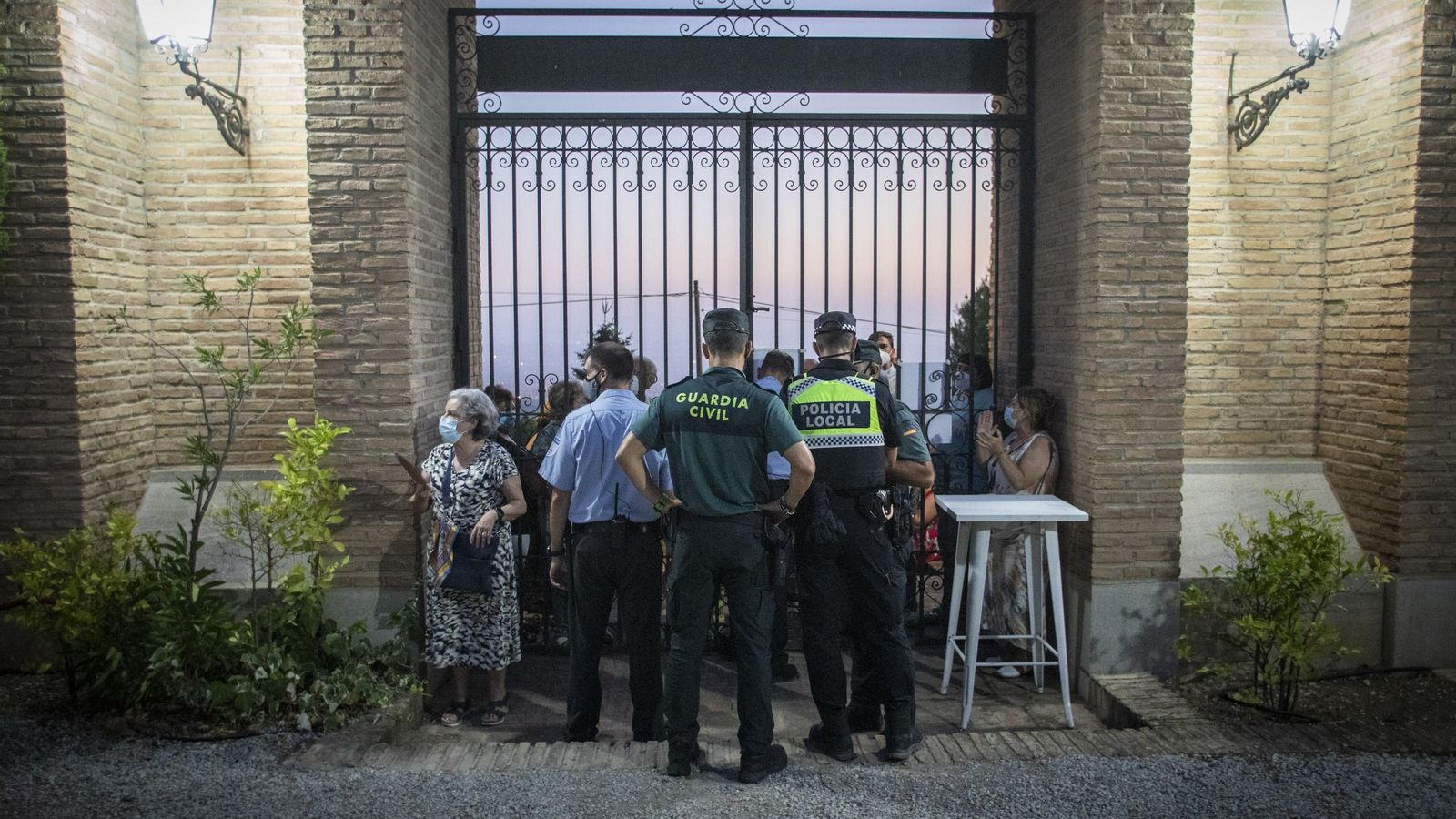Guardia Civil y Policía Local se personan en el parque Guardia Civil y Policía Local se personan en el parque