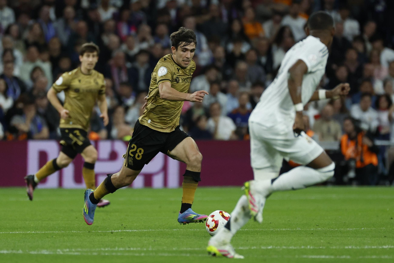 Las fotos del Real Madrid - Real Sociedad camino del Estadio de la Cartuja