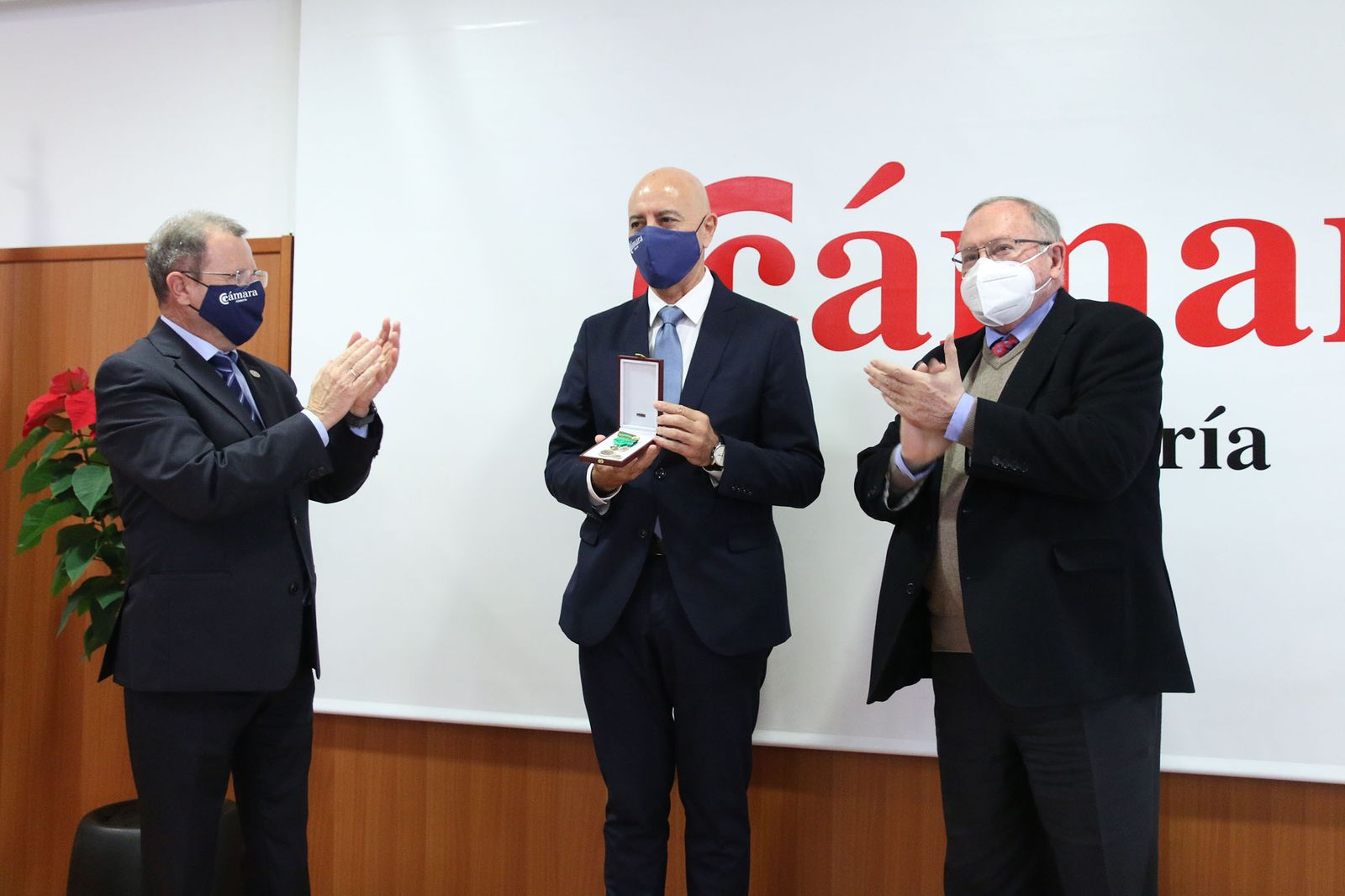 Fotogalería de la Medalla de Oro al Mérito Cameral a D. Diego Martínez Cano