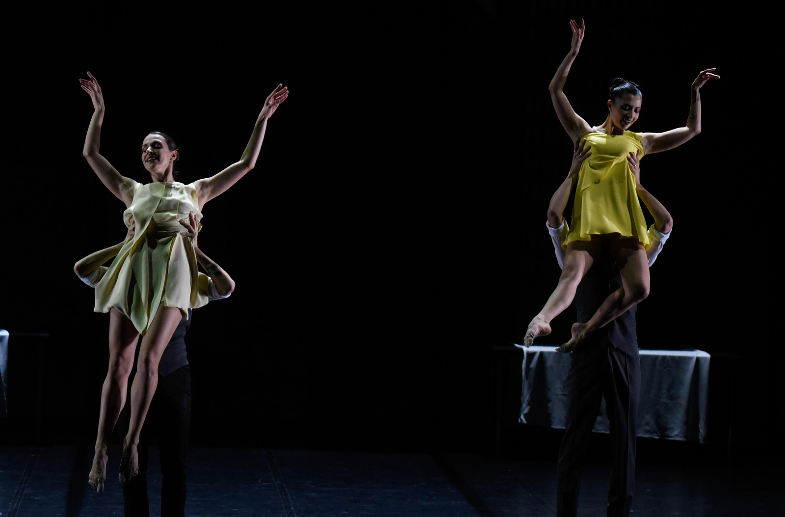 El lago de los cisnes por el Ballet Preljocaj