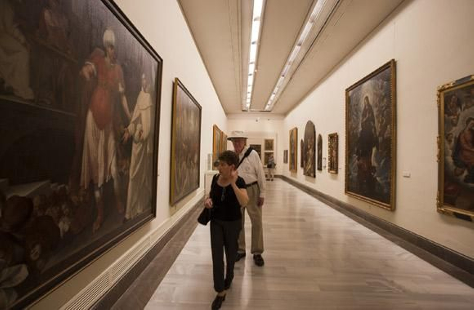 Catorce pasos del peculiar vía crucis sevillano contra las artes plásticas