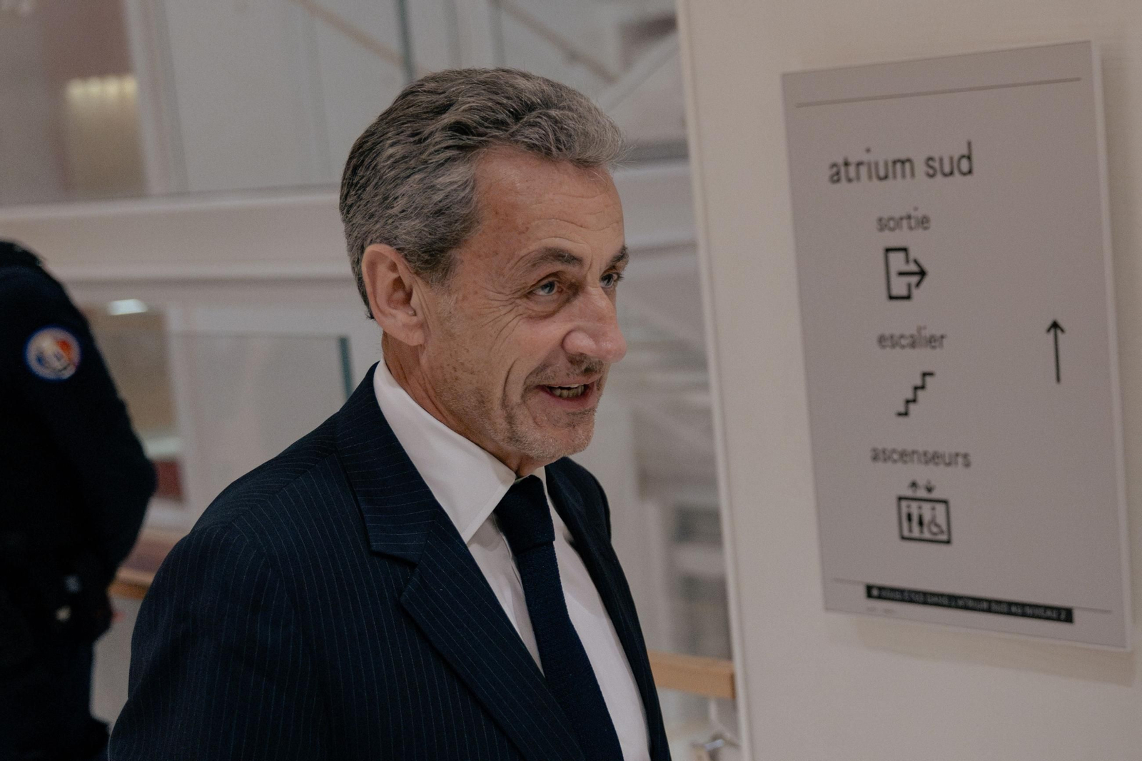El ex presidente francés Nicolas Sarkozy ingresará en prisión el martes 21.