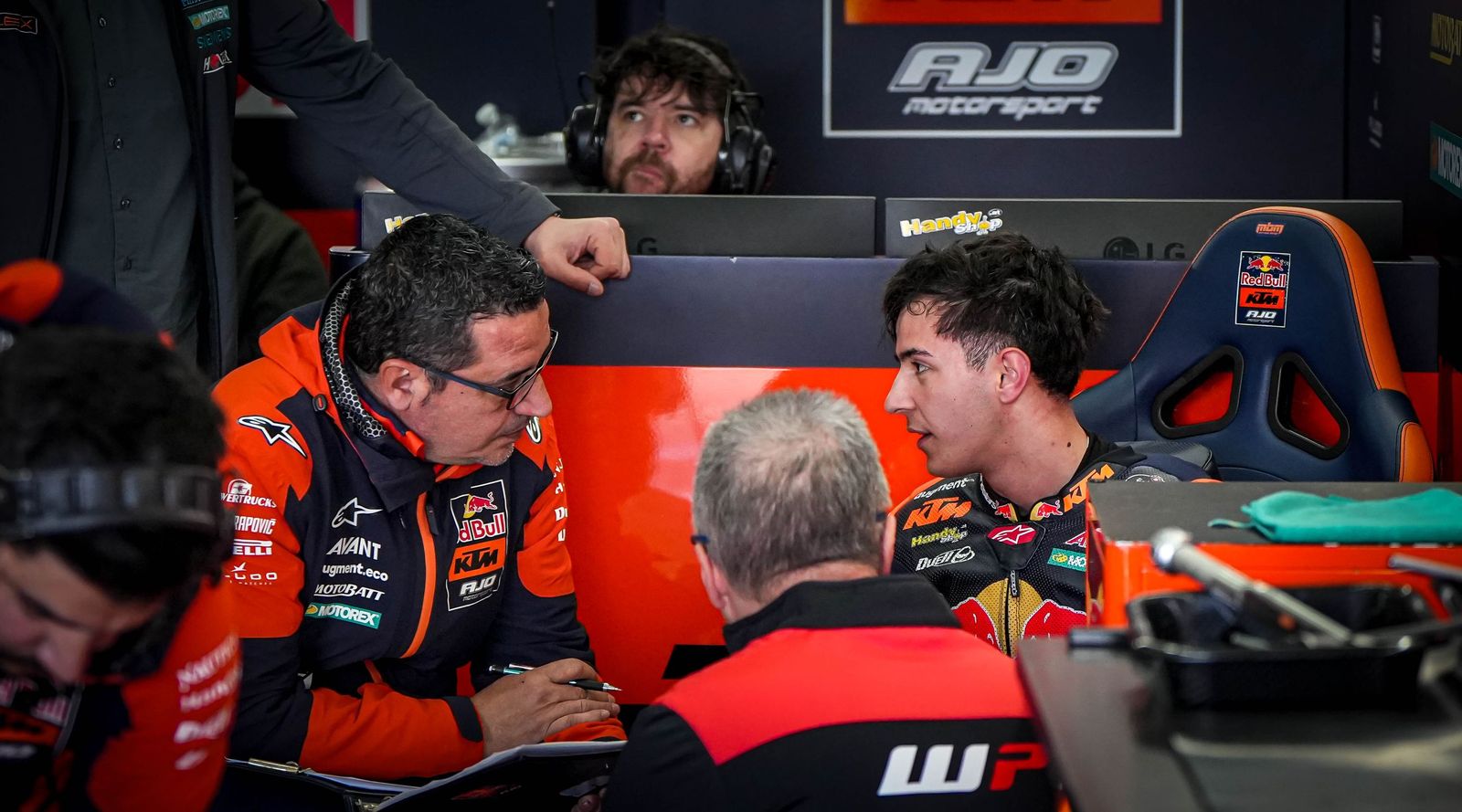 Imágenes de los Test de entrenamiento de Moto2 y Moto3 en el Circuito de Jerez