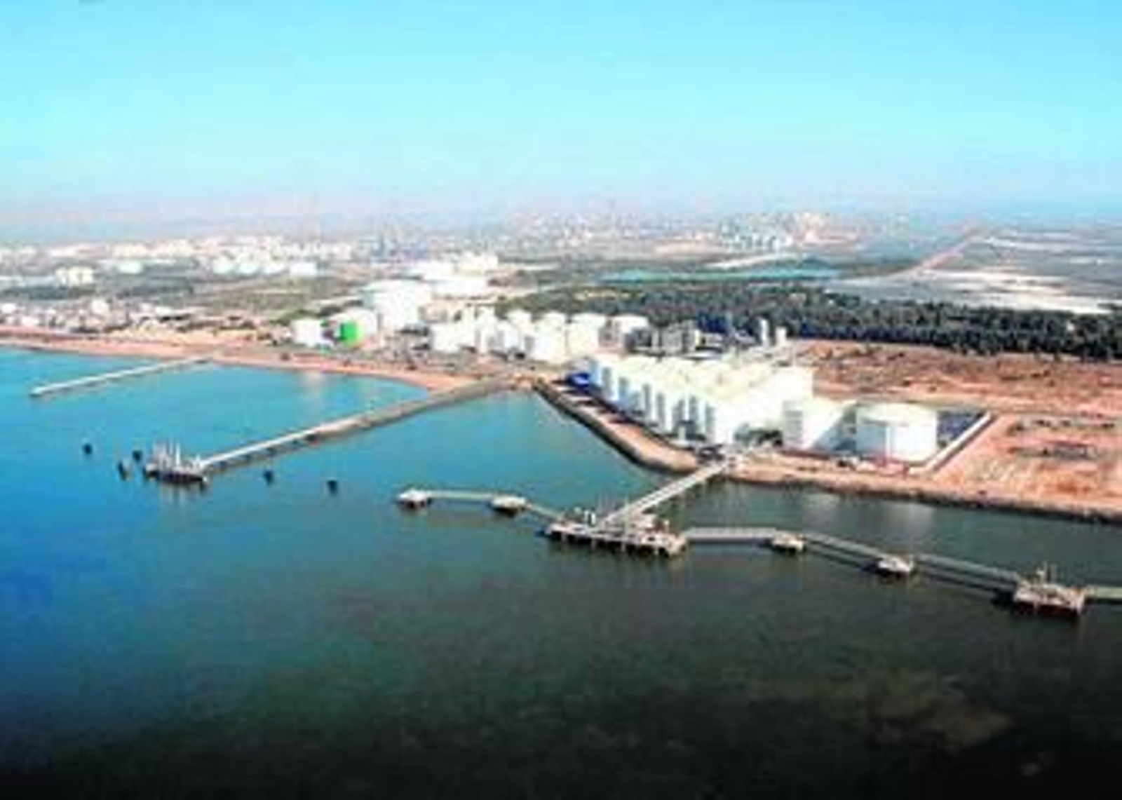 Vista de las instalaciones de Decal  en el Puerto Exterior.