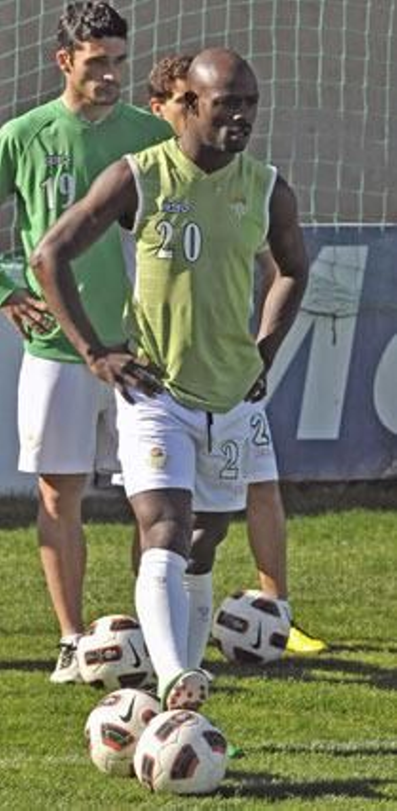 Mel recupera a Emana para el choque ante el Celta