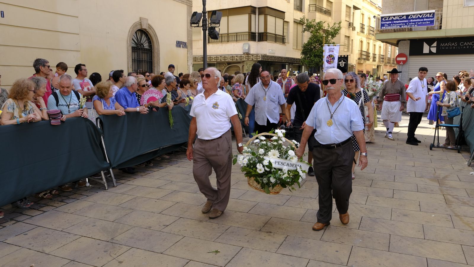 La ofrenda a la Virgen del Mar en imágenes