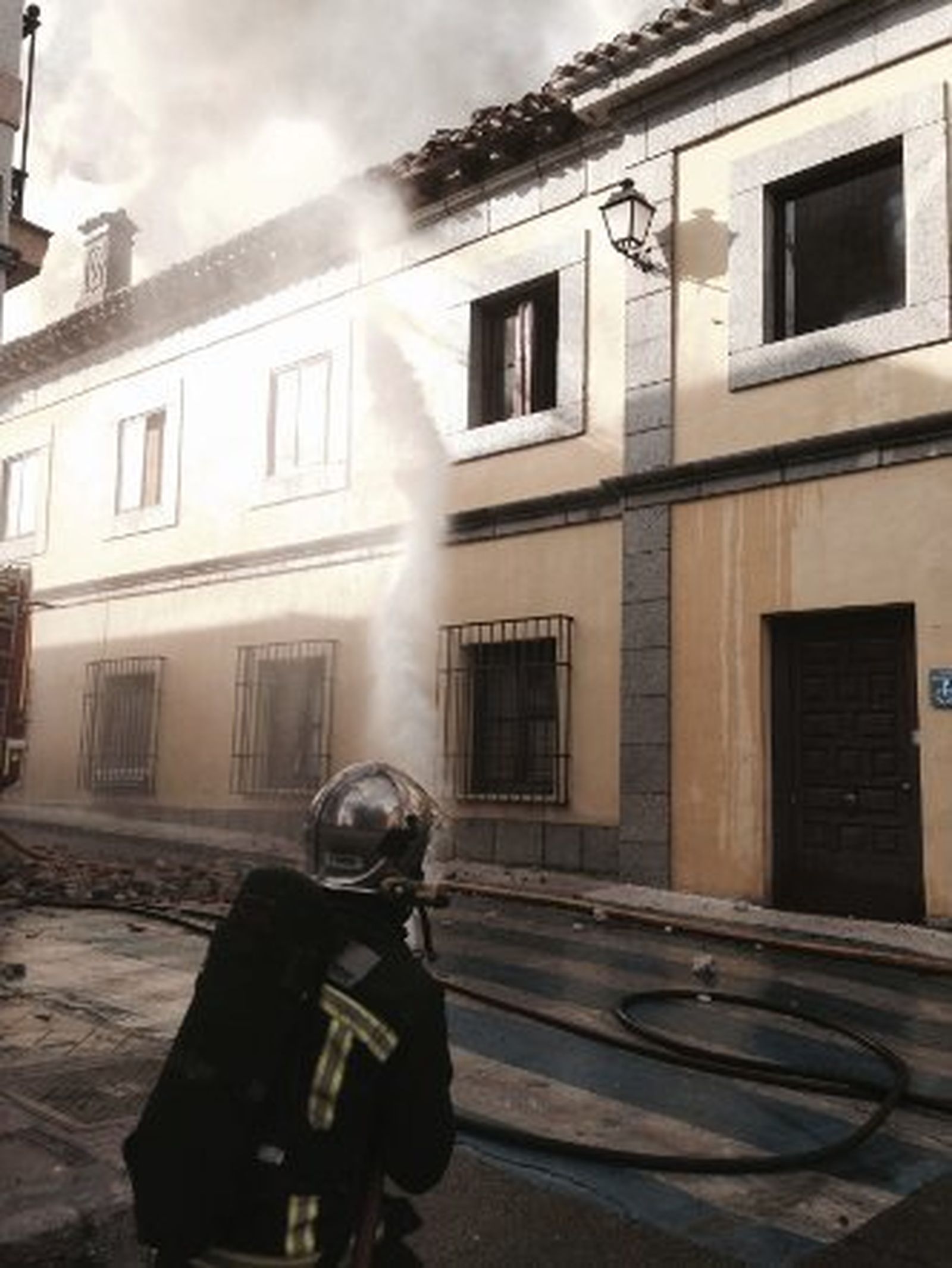 Arde el salón de plenos del municipio madrileño de Brunete