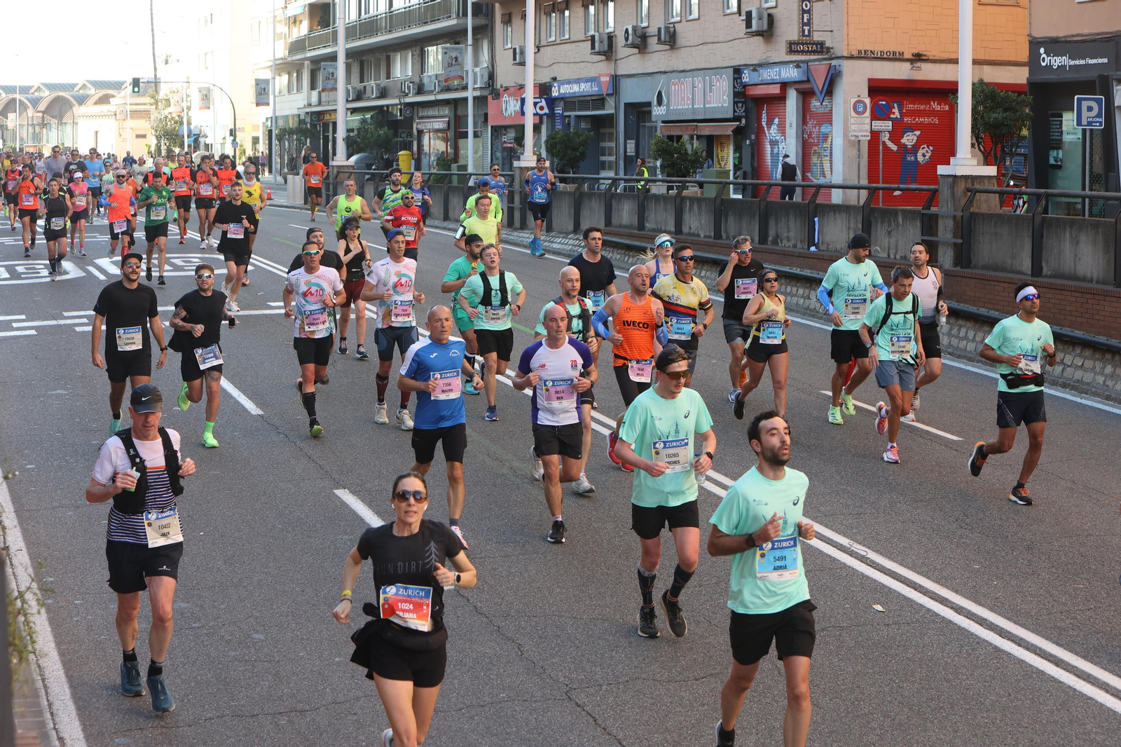 Búscate en la Zurich maratón de Sevilla