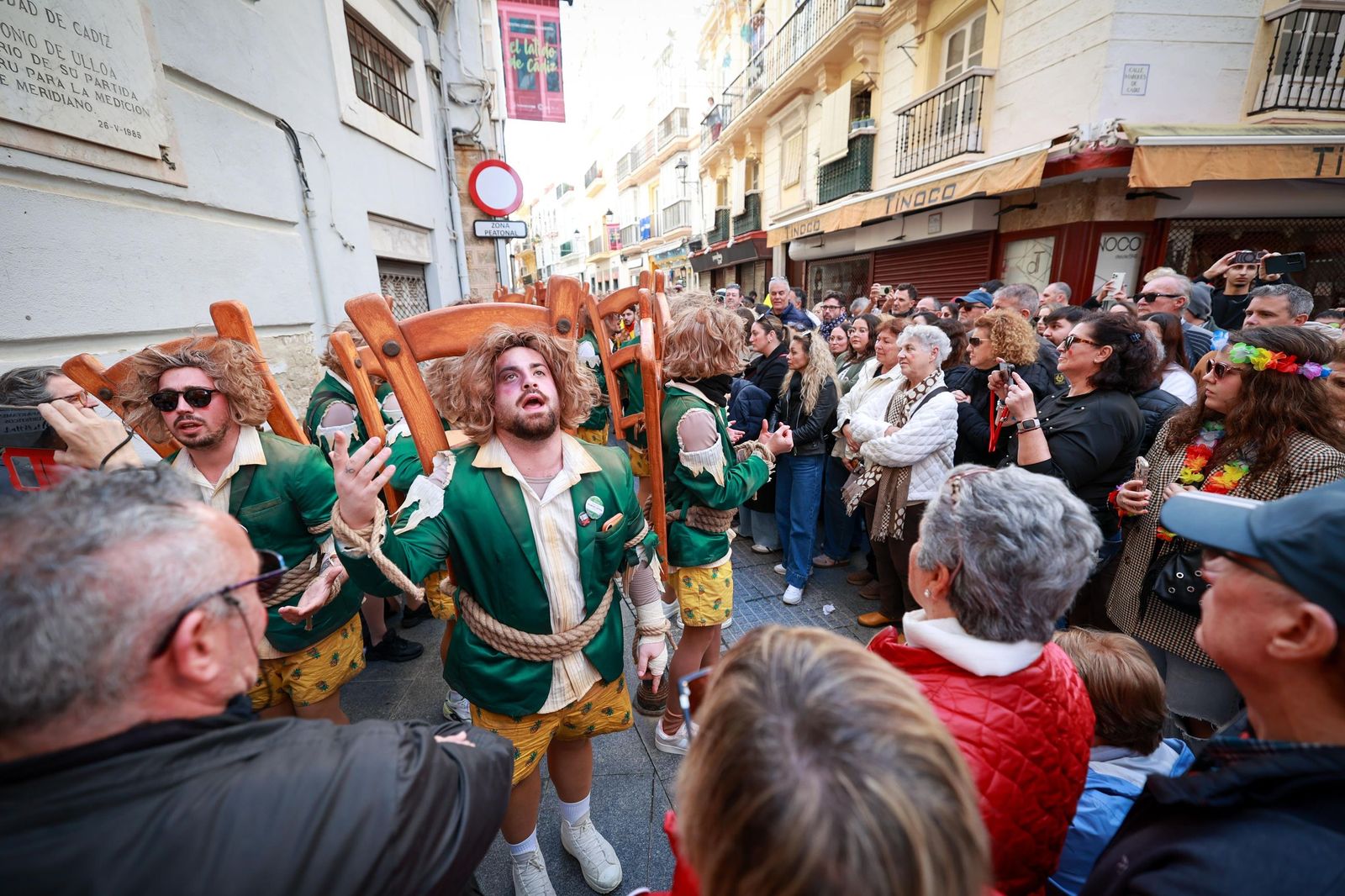 Las mejores imágenes del domingo de Carnaval de Cádiz 2026