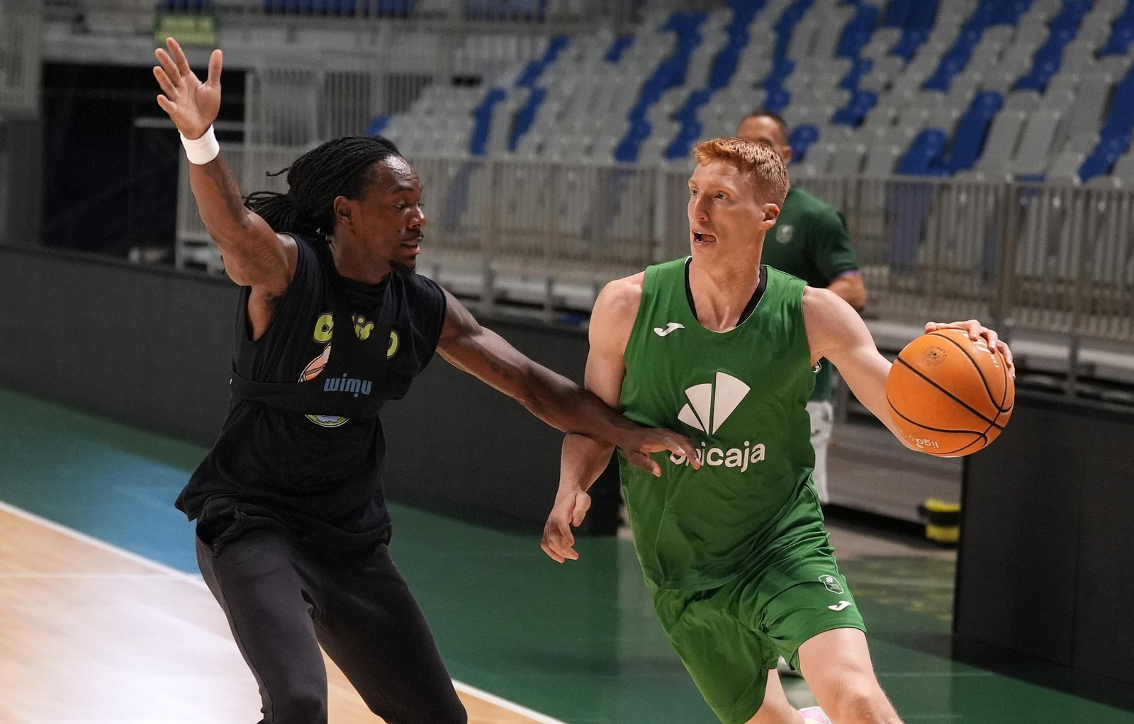 Unicaja: Entrenamiento y viaje a Barcelona