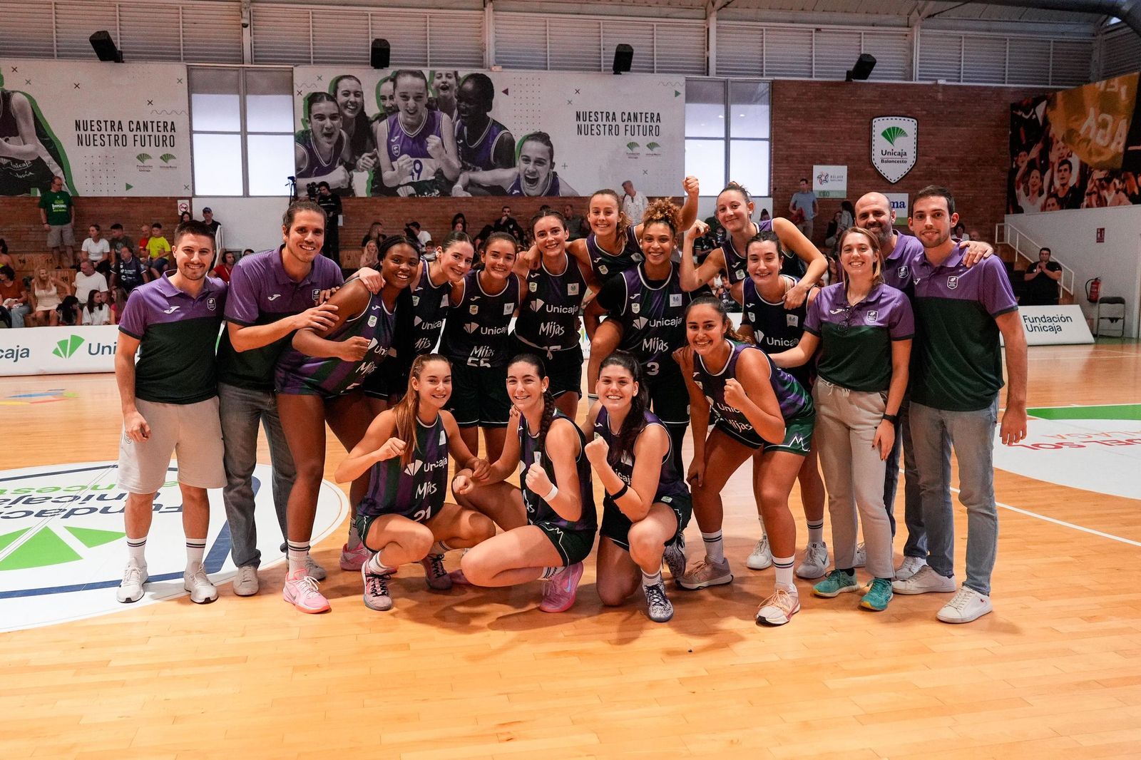 El Unicaja Mijas se da un festin ante el Barakaldo (81-50)
