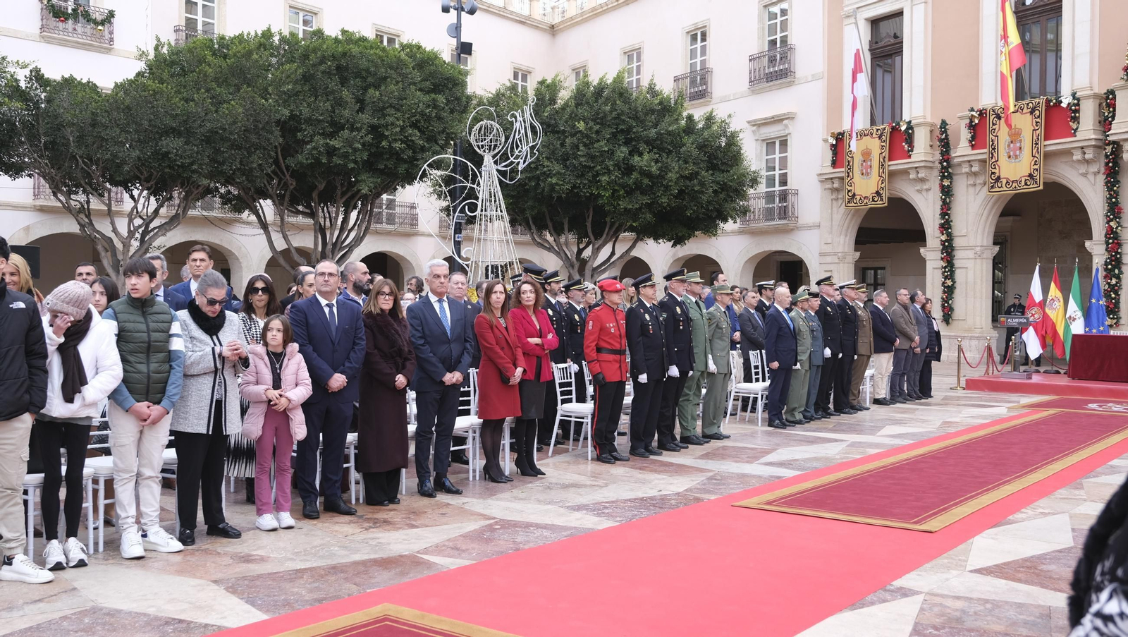 La Policía Local de Almería celebra su patrón San Esteban, en imágenes