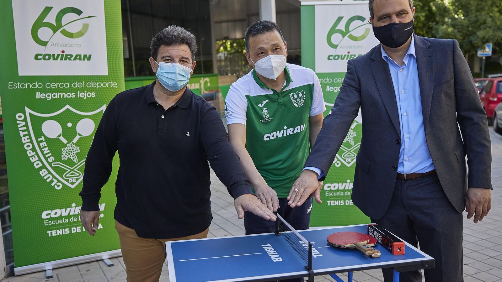 'Juanito' durante su presentación con el Covirán Huétor Vega.