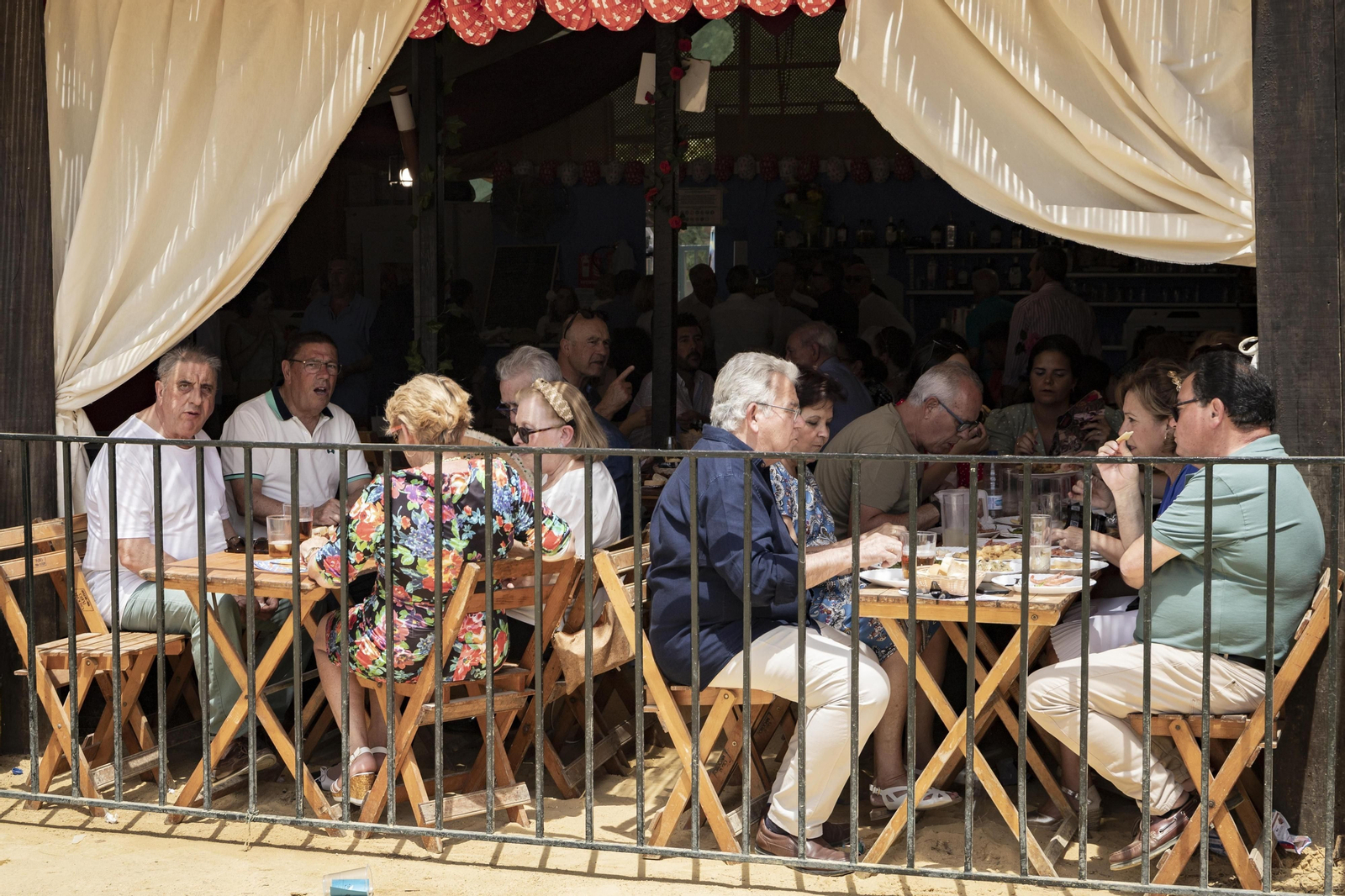 Búscate en las imágenes del lunes de feria en Jerez Búscate en las imágenes del lunes de feria en Jerez