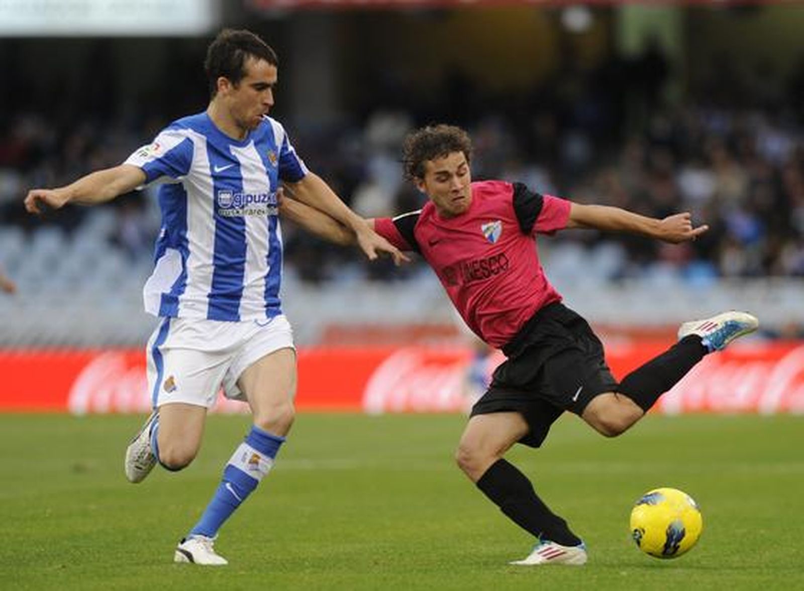 La Real Sociedad gana al Málaga tras una espectacular remontada (3-2)

Foto: Javier Etxezarreta / Efe