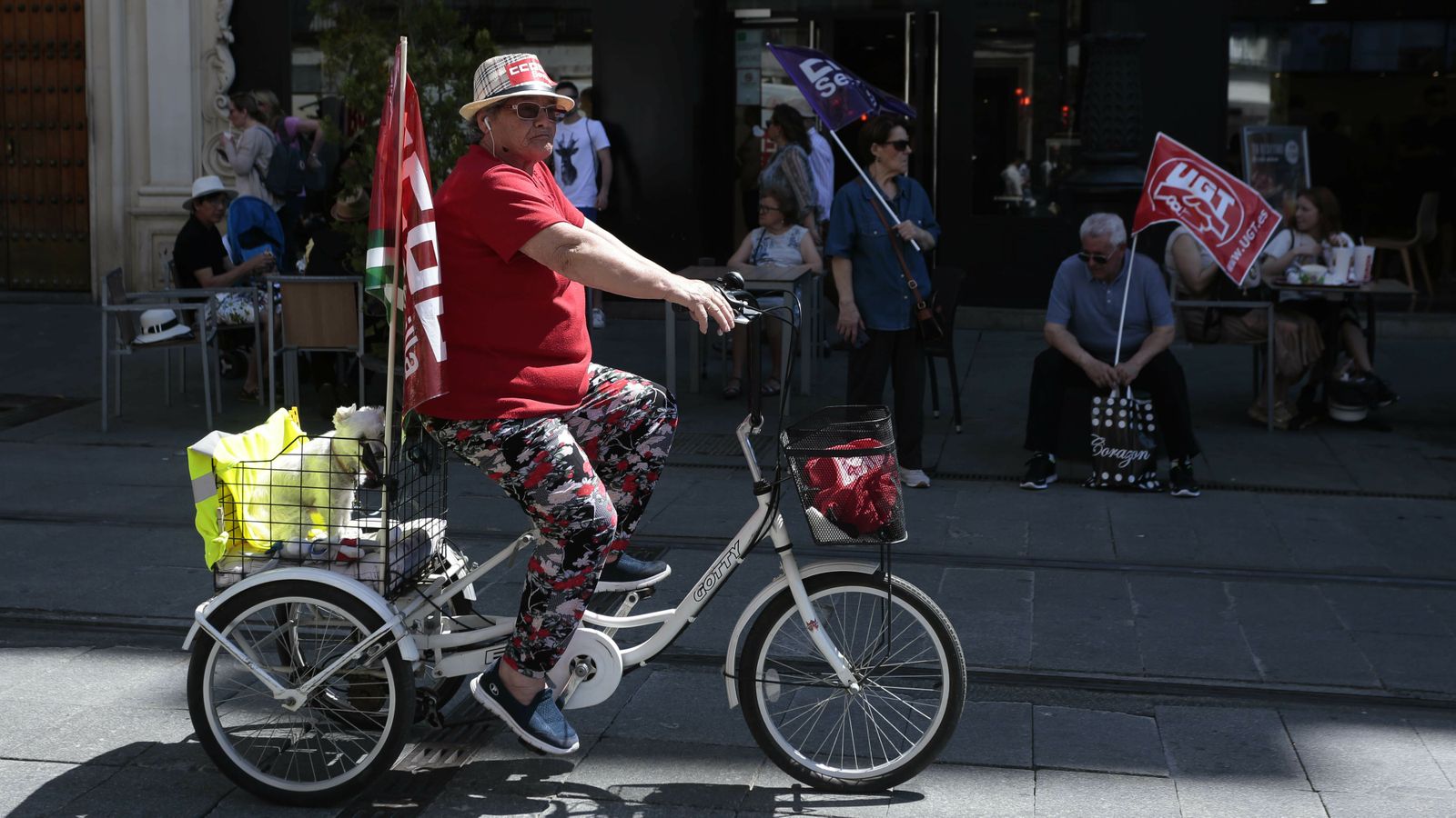 las imágenes de la  manifestación del Primero de Mayo en Sevilla