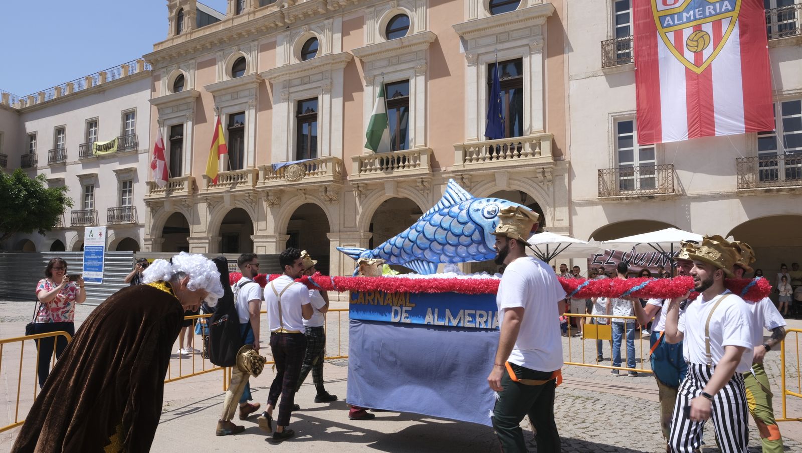 Imágenes del Entierro de la Sardina. Carnaval de Almería.