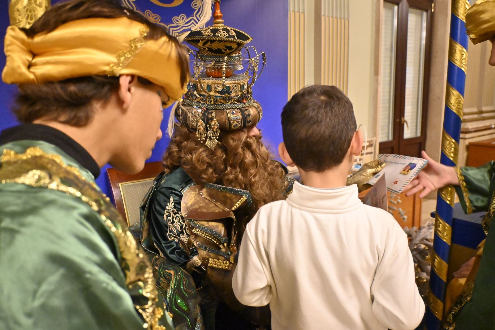 Las fotografías de la entrega de cartas a los Reyes Magos en Huelva