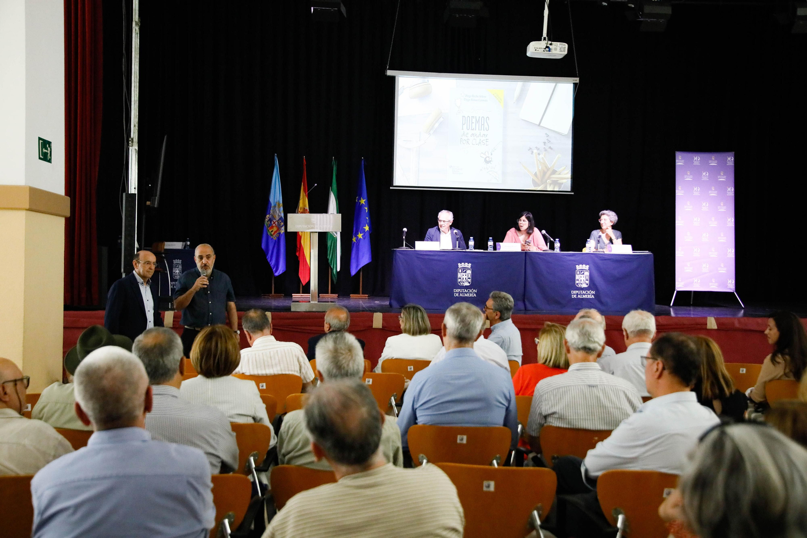 Imágenes de la entrega de los Escudos de Oro del IEA y la celebración de su Plenario