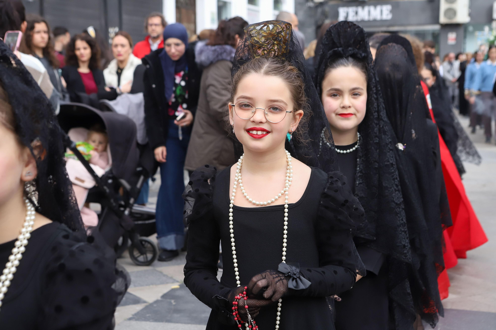 Fotos de la procesión infantil del colegio Nuestra Señora de los Milagros de Algeciras