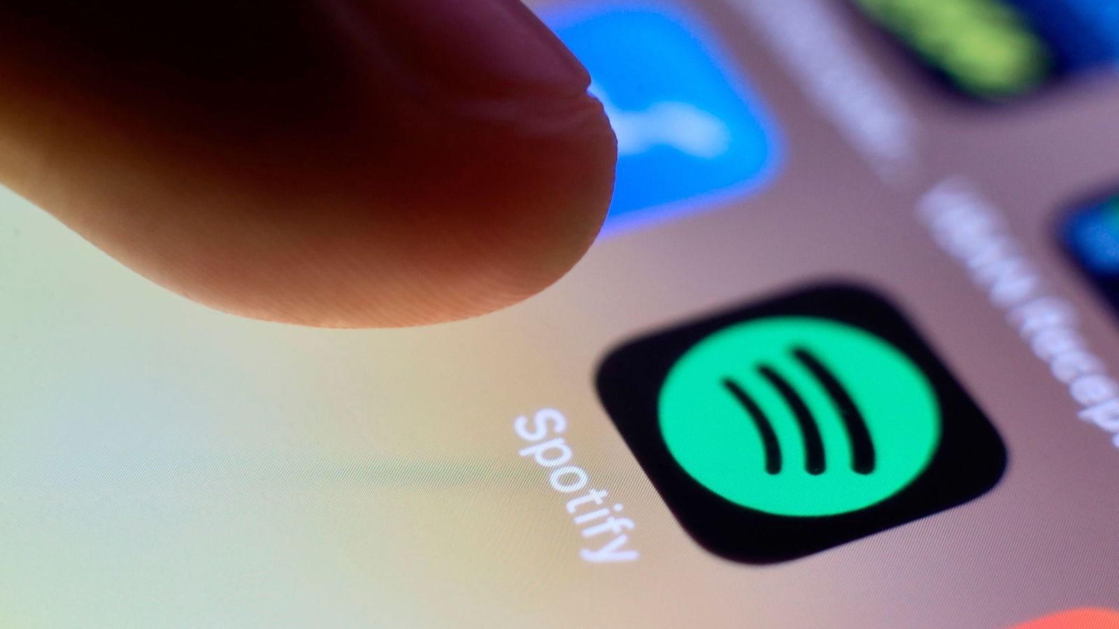 Aplicación de Spotify en un smartphone.