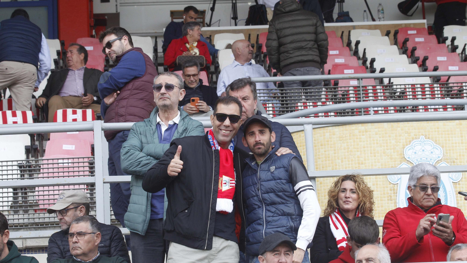 Búscate en el Algeciras CF  - Linares de Primera Federación