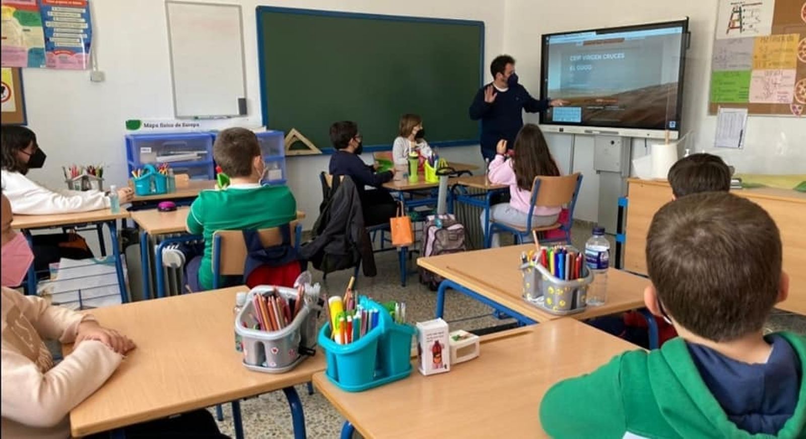 Una clase del colegio Virgen de las Cruces de El Guijo.
