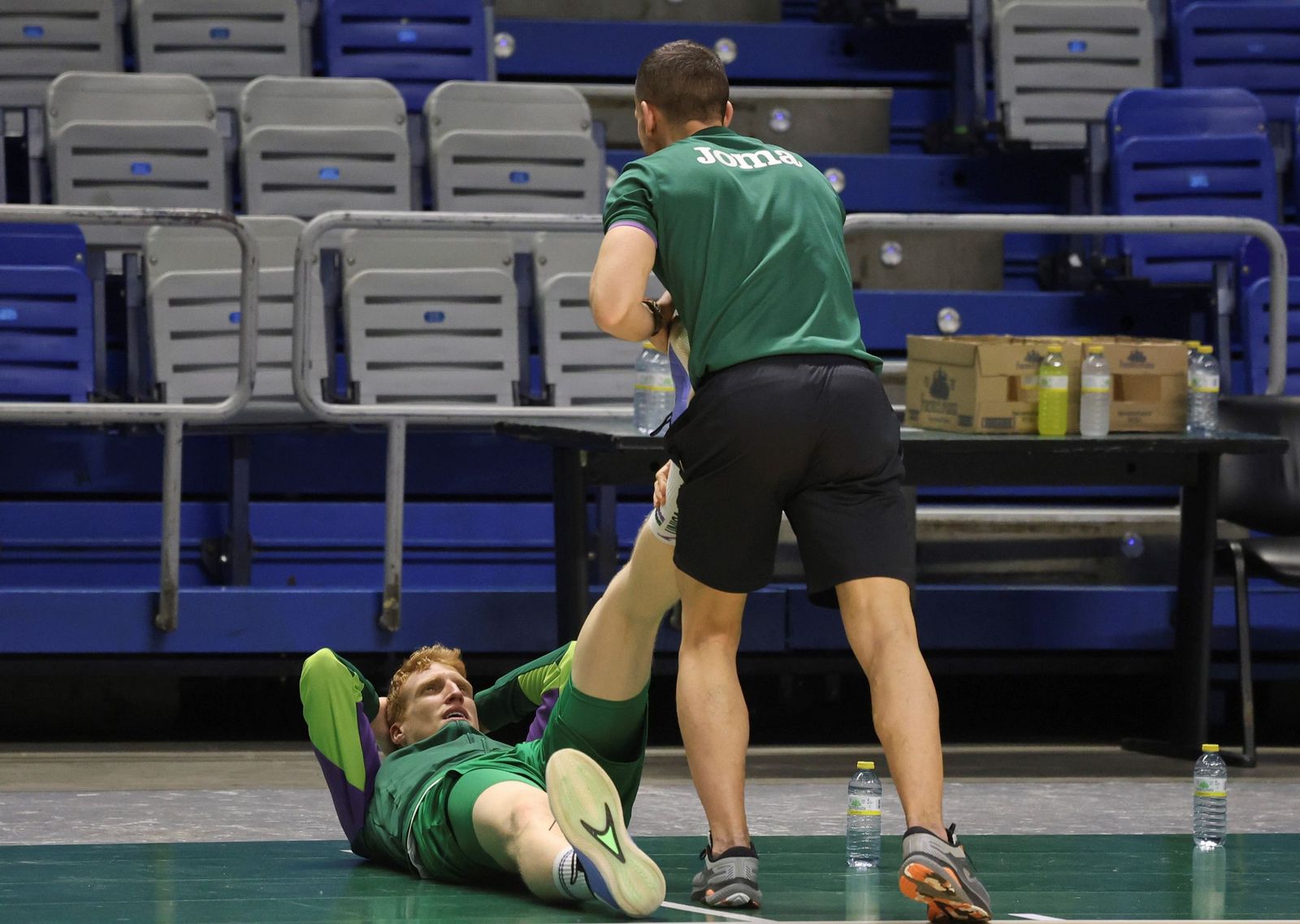 Último entrenamiento en Málaga antes de viajar a la Copa